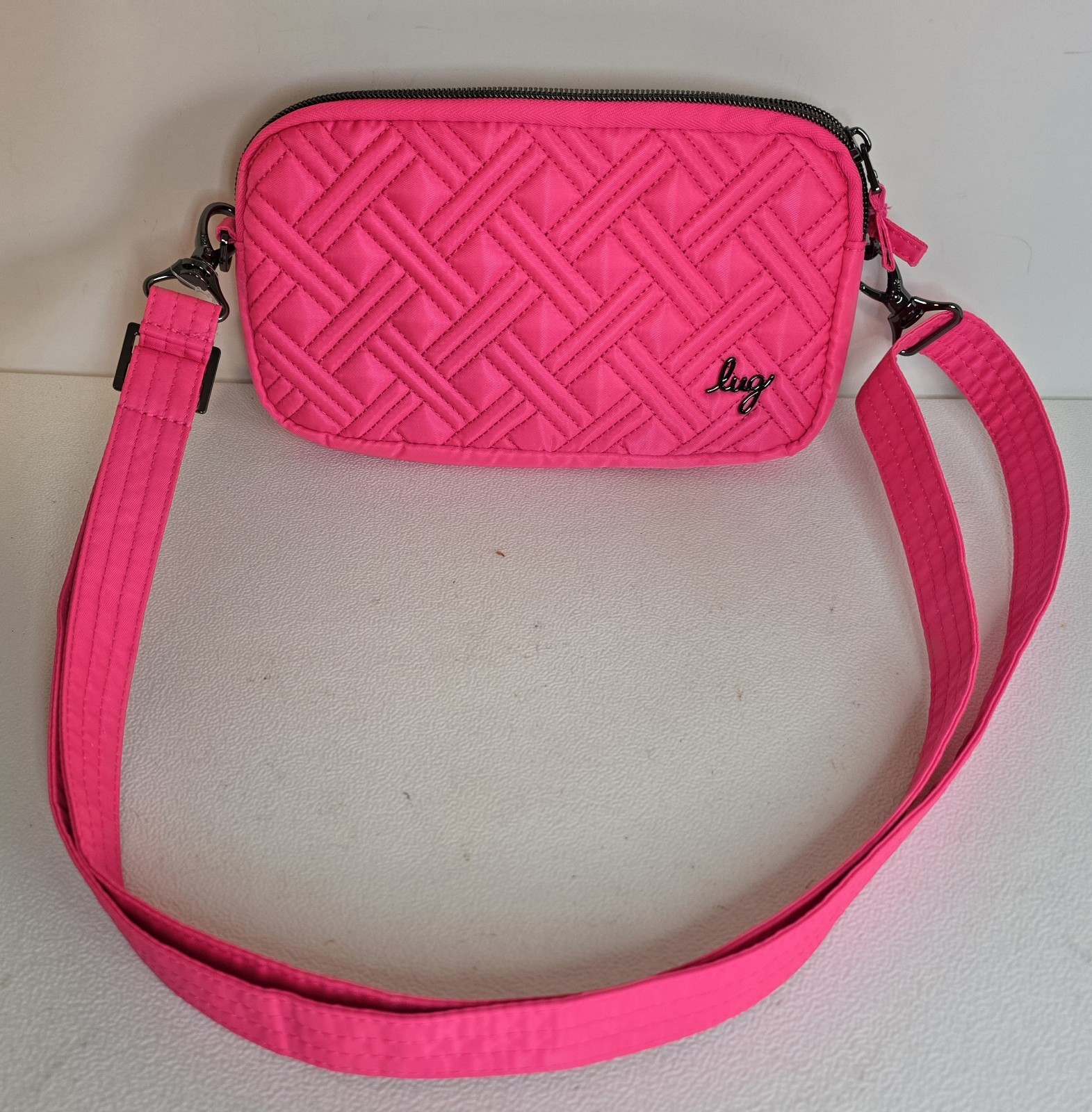 Lug – Coupe XL – Convertible Crossbody – Neon Pink-NWOT
