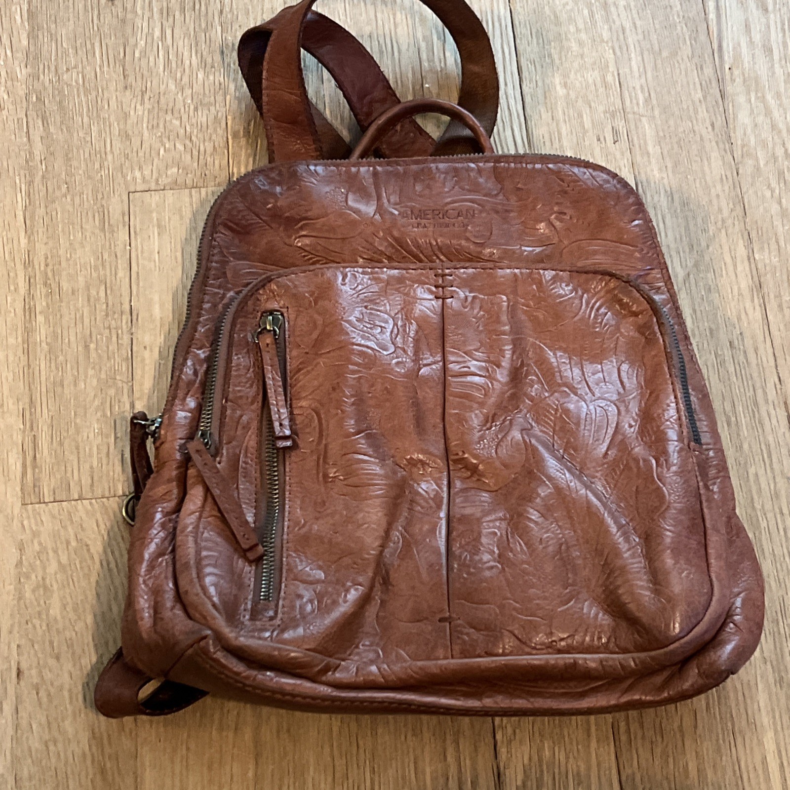 AMERICAN LEATHER CO TOOLED LEATHER CLEVELAND BACKPACK BROWN