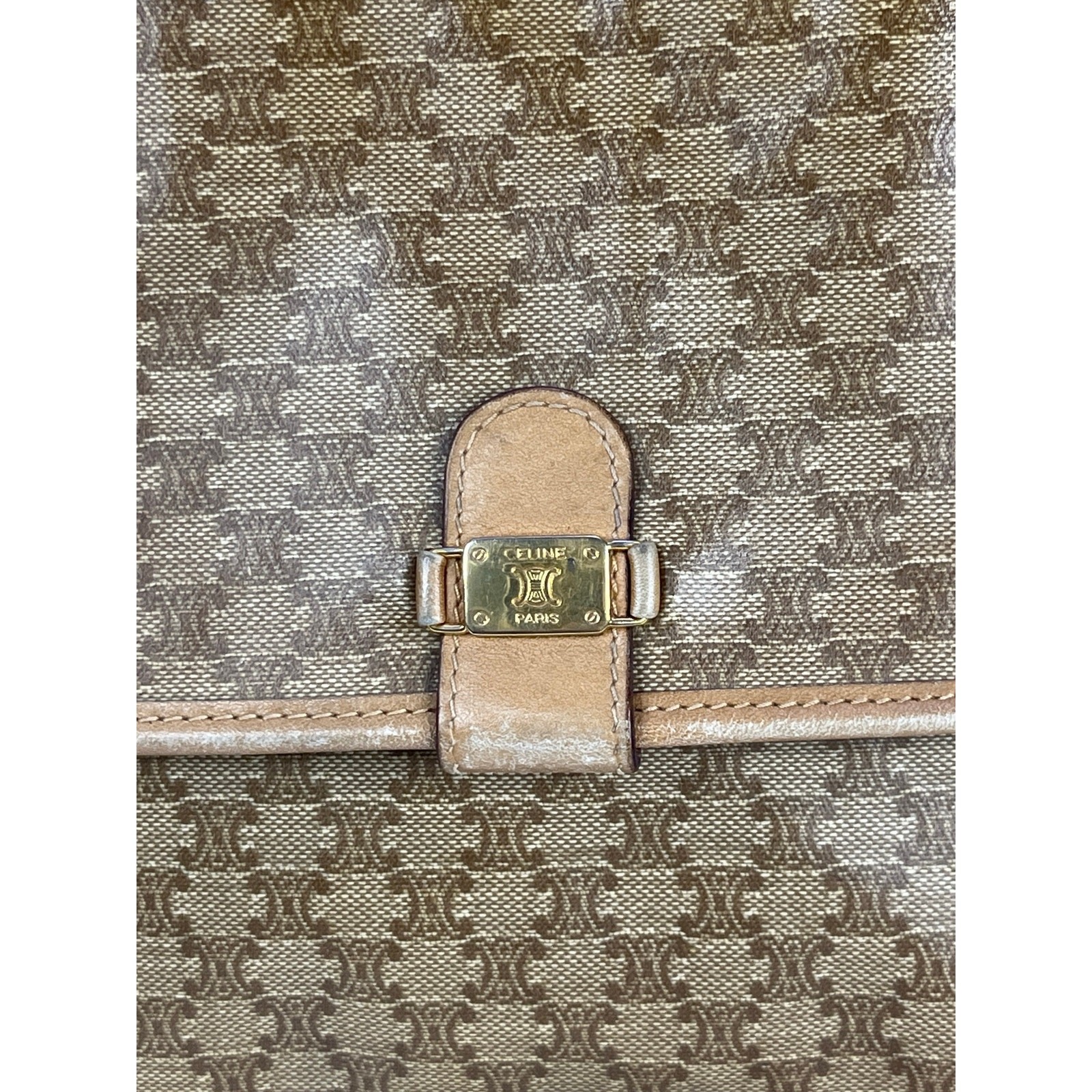 Celine Macadam Triomphe Vintage Flap Crossbody Shoulder Bag Clutch Tan Italy