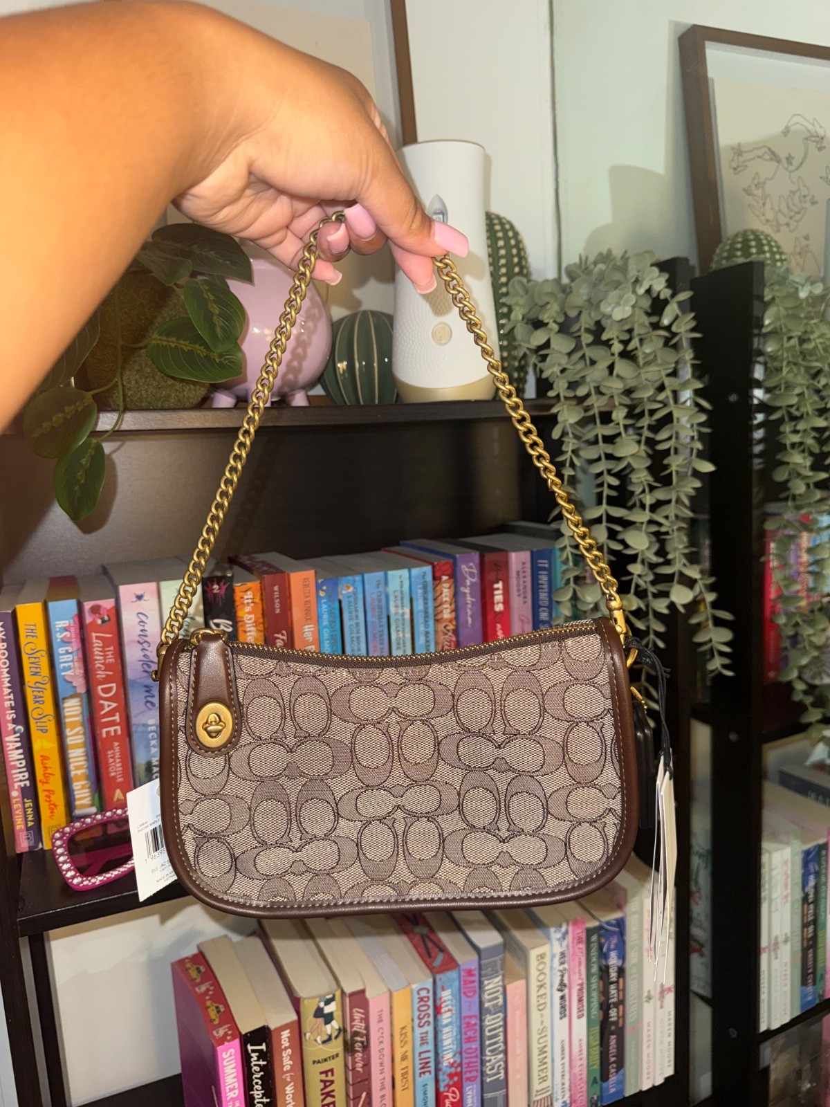 coach swinger 20, in signature jacquard maple