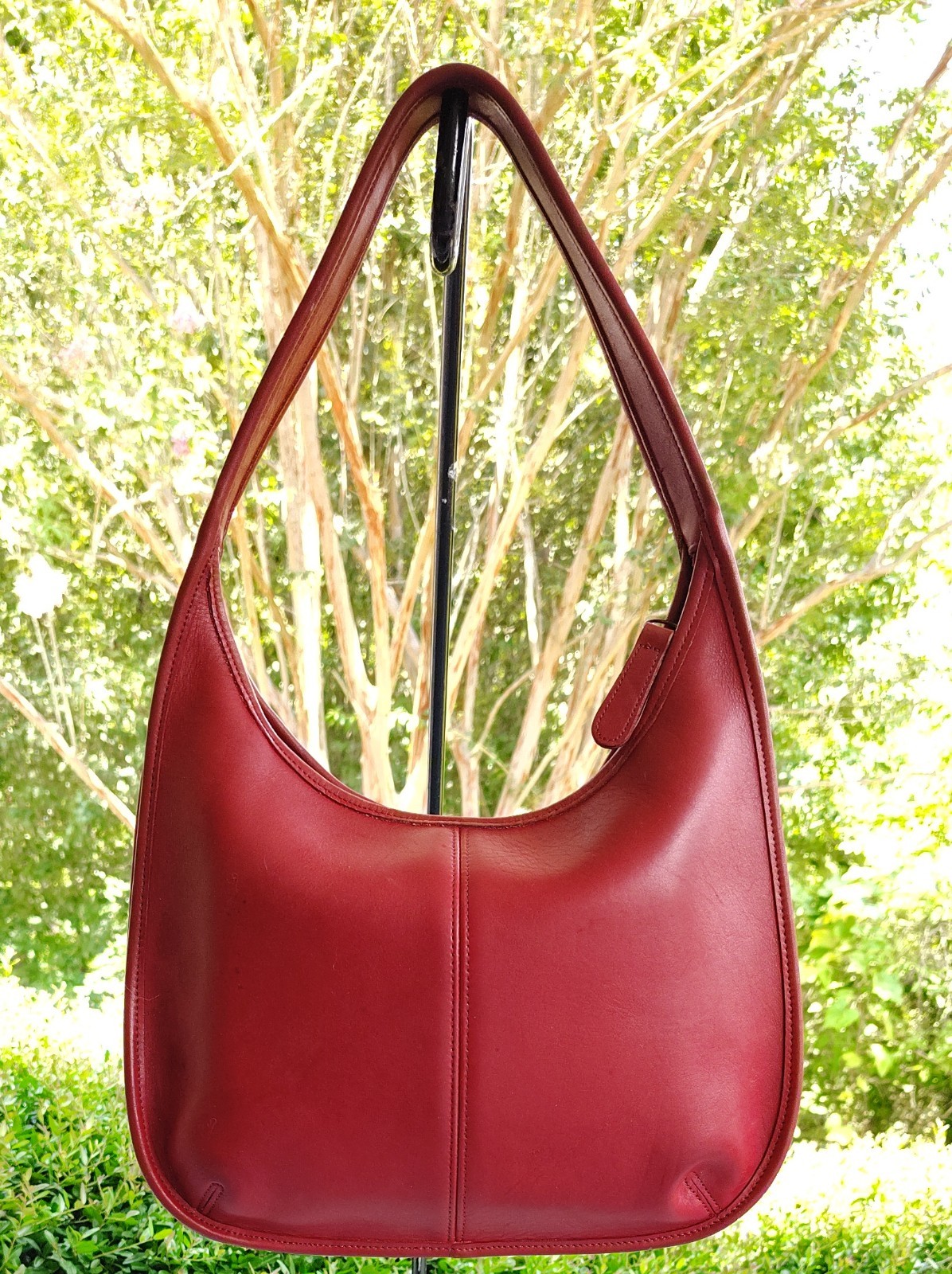 Coach MEDIUM E8D 9025 Vintage Cherry Red Leather Ergo Shoulder Bag