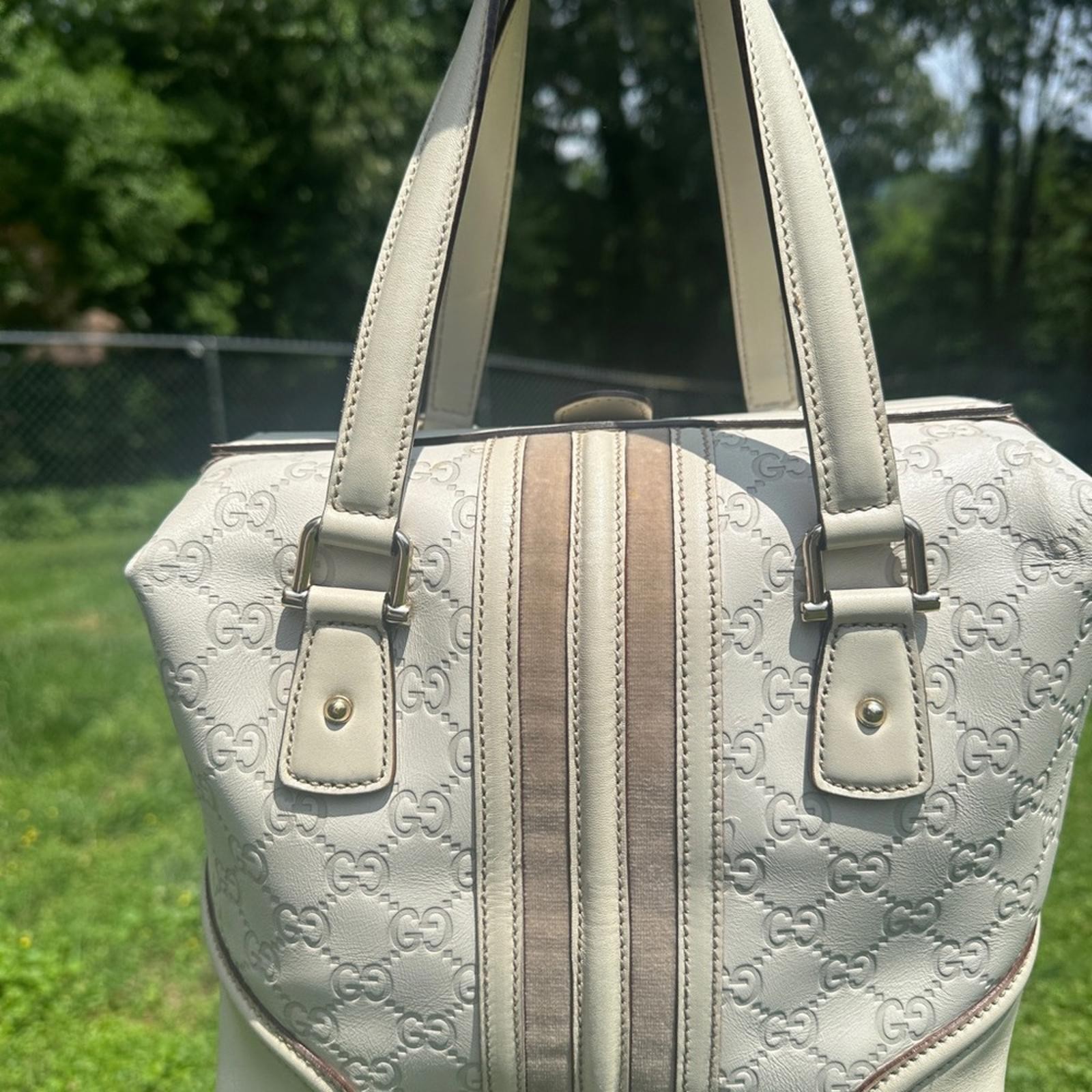 Gucci Leather Treasure Bag White and Beige w/ Key, charm, dusty & COA