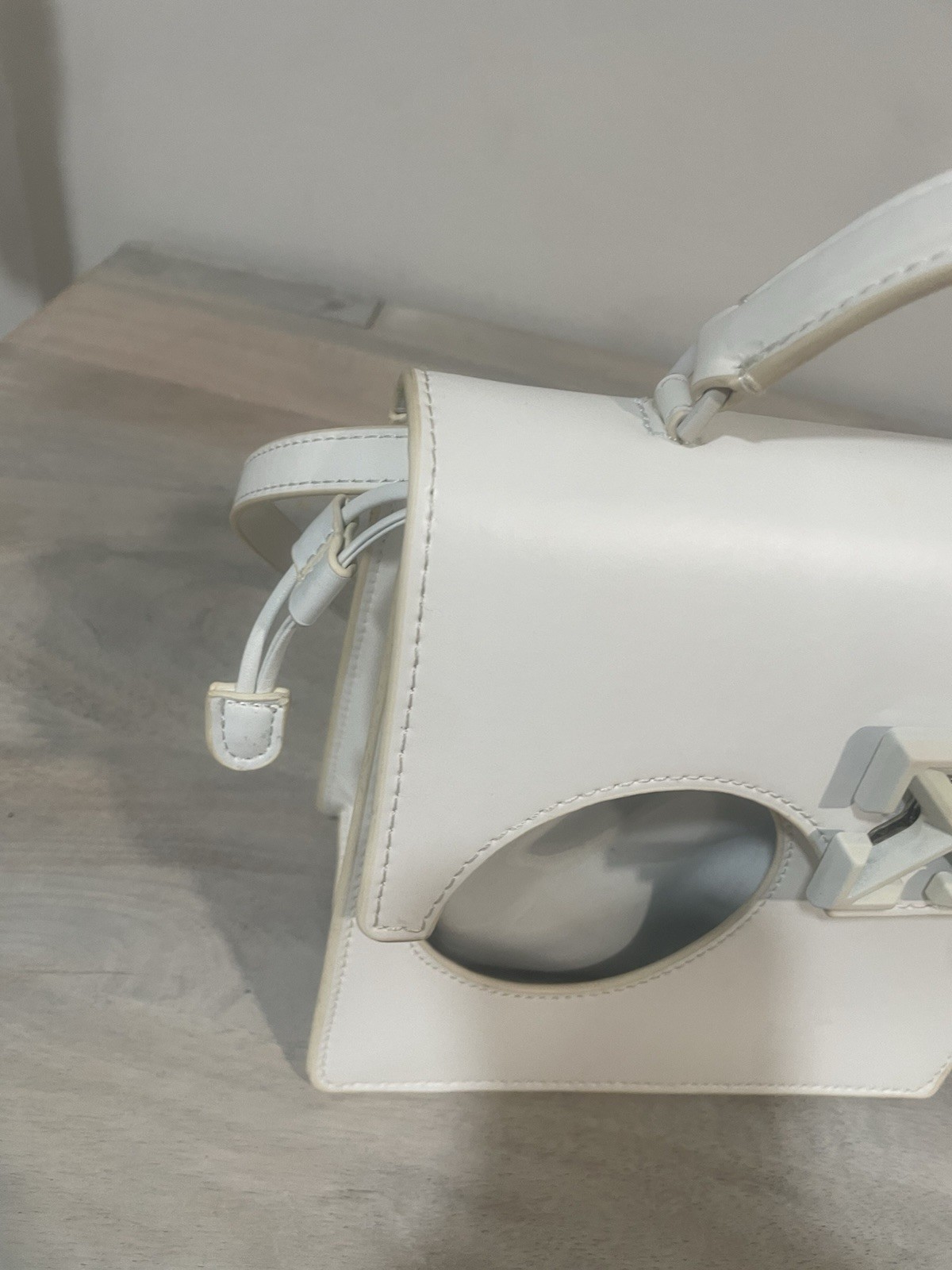 Off White Jitney 2.8 Meteor Holes Bag Leather with PVC ( Read the description)
