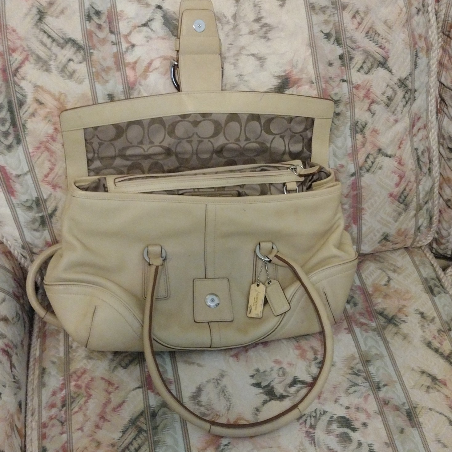 Coach Soho Beige Medium Satchel Top Handle Logo Buckle Accents Pockets