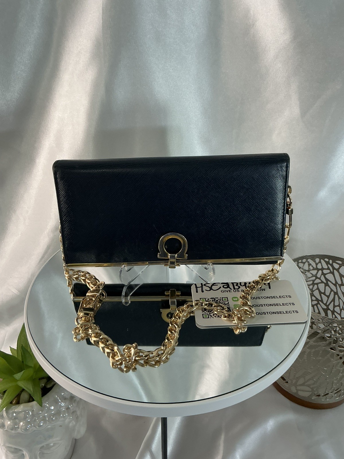 Salvatore Ferragamo Dark Navy Leather w COA and Unbranded Chain Preloved