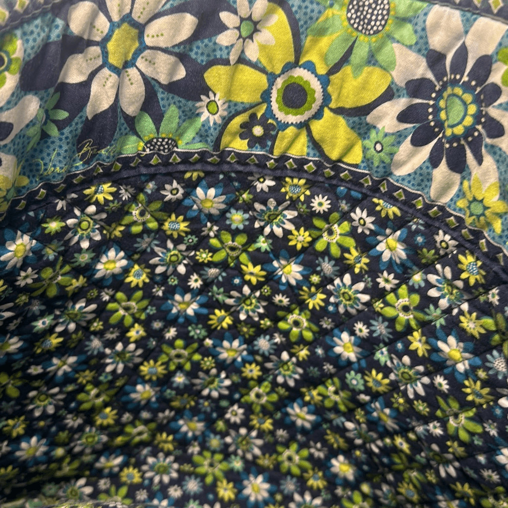 Vera Bradley Daisy Daisy Green Blue Large Tote Shoulder Bag Toggle Purse Travel