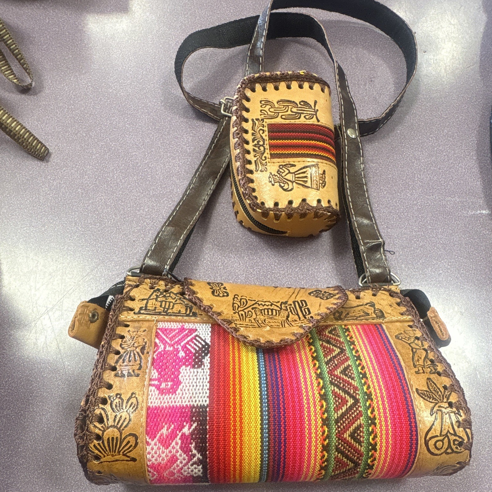 Multicolor Striped Shoulder Bag Zip Closure Tribal Llama w/ Coin Purse