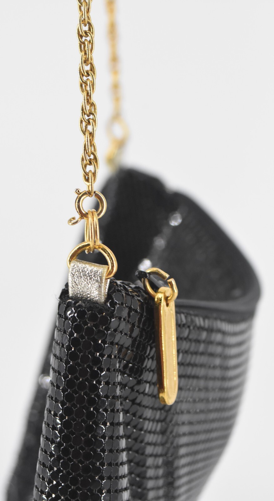 VTG Black Mesh Evening Handbag Purse Gold Hardware Zipper Closure 8.75″