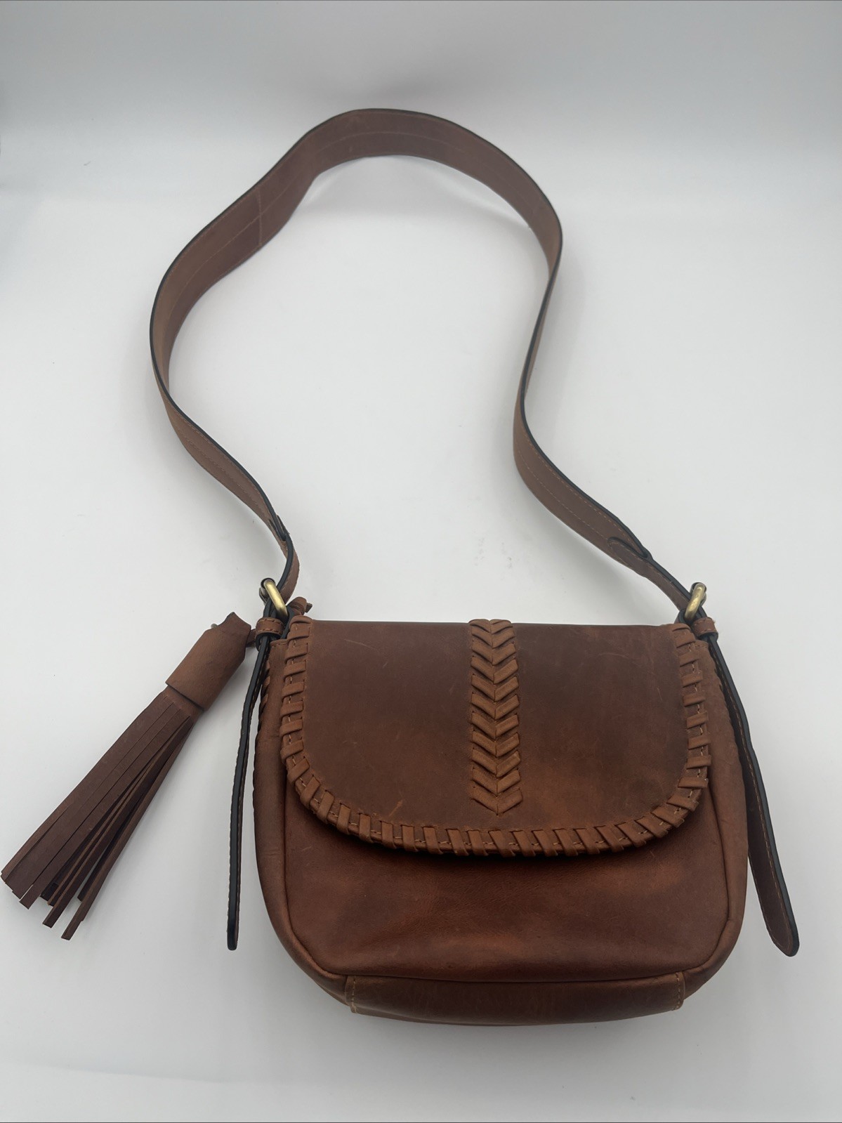 HADAKI Saddle 100% Leather Lined Crossbody Purse /bag Wide Strap 1.5″ Y2K