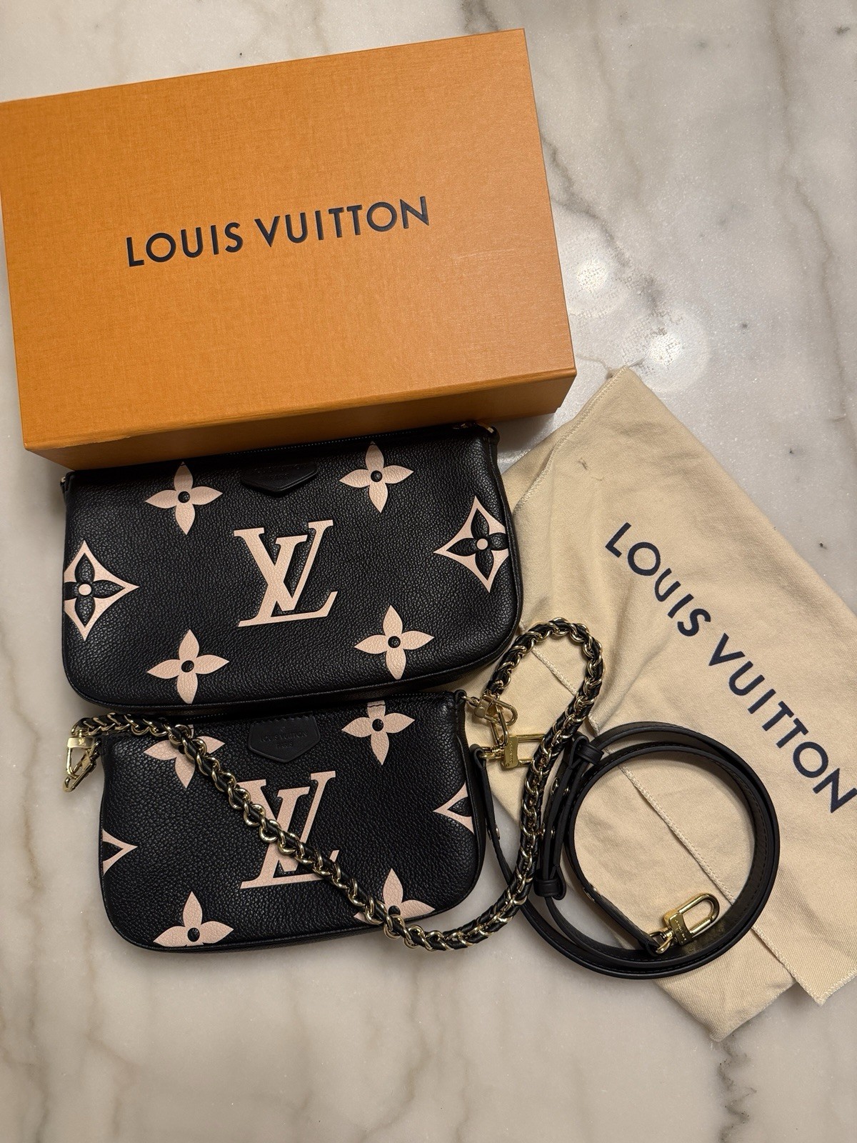 Louis Vuitton Multi Pochette Accessoires Shoulder Bag Black/Cream Leather