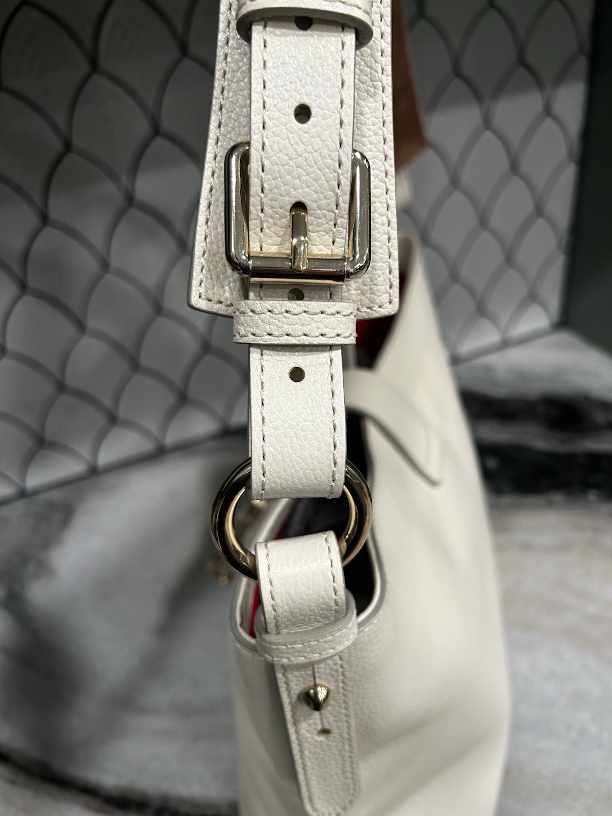 Dooney & Bourke Florentine Toscana Leather Lily Bucket Bag – Cream