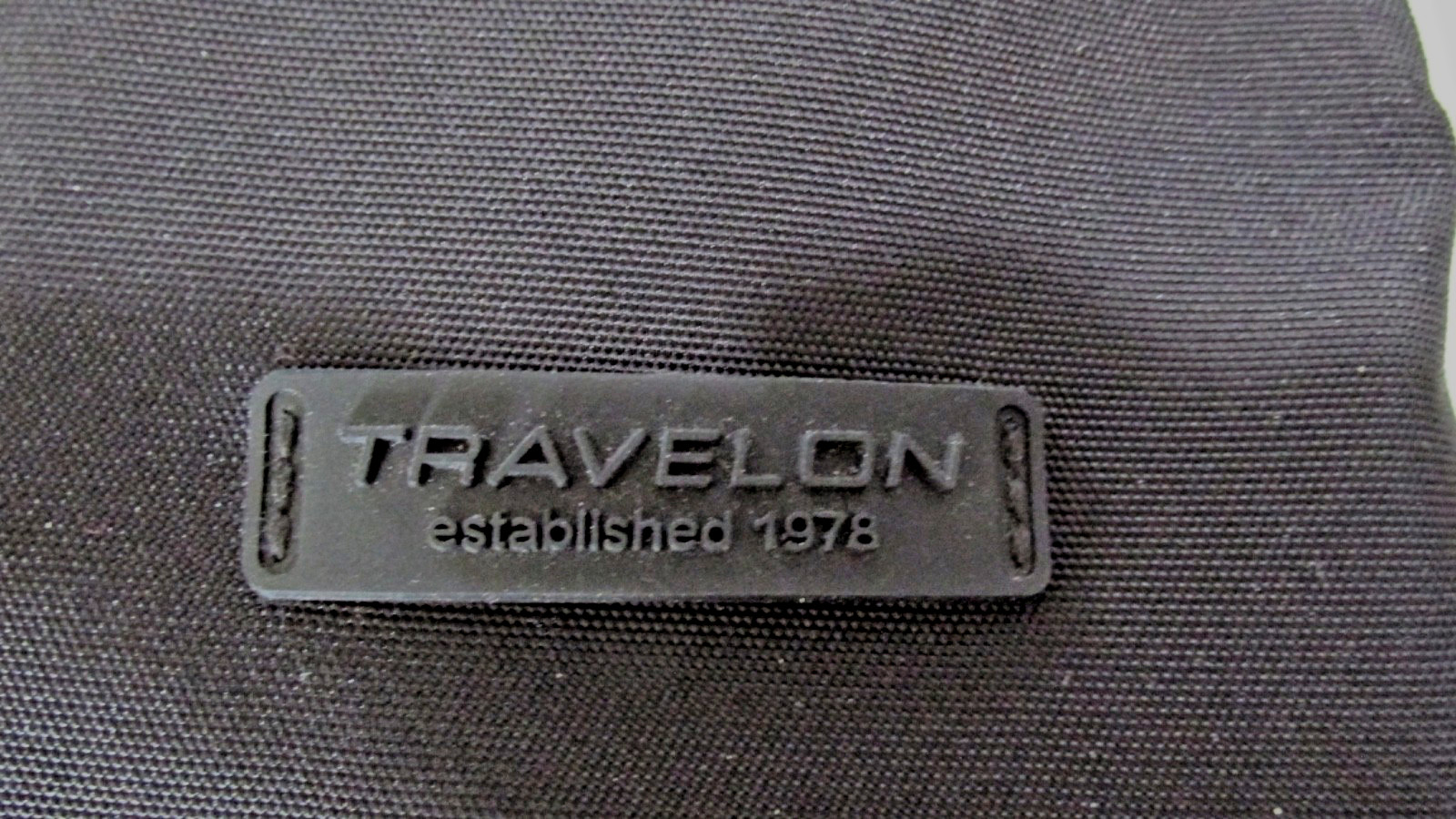 Travelon Rfid Slash Proof Strap Phone Wallet Purse 6.5 Inches Long