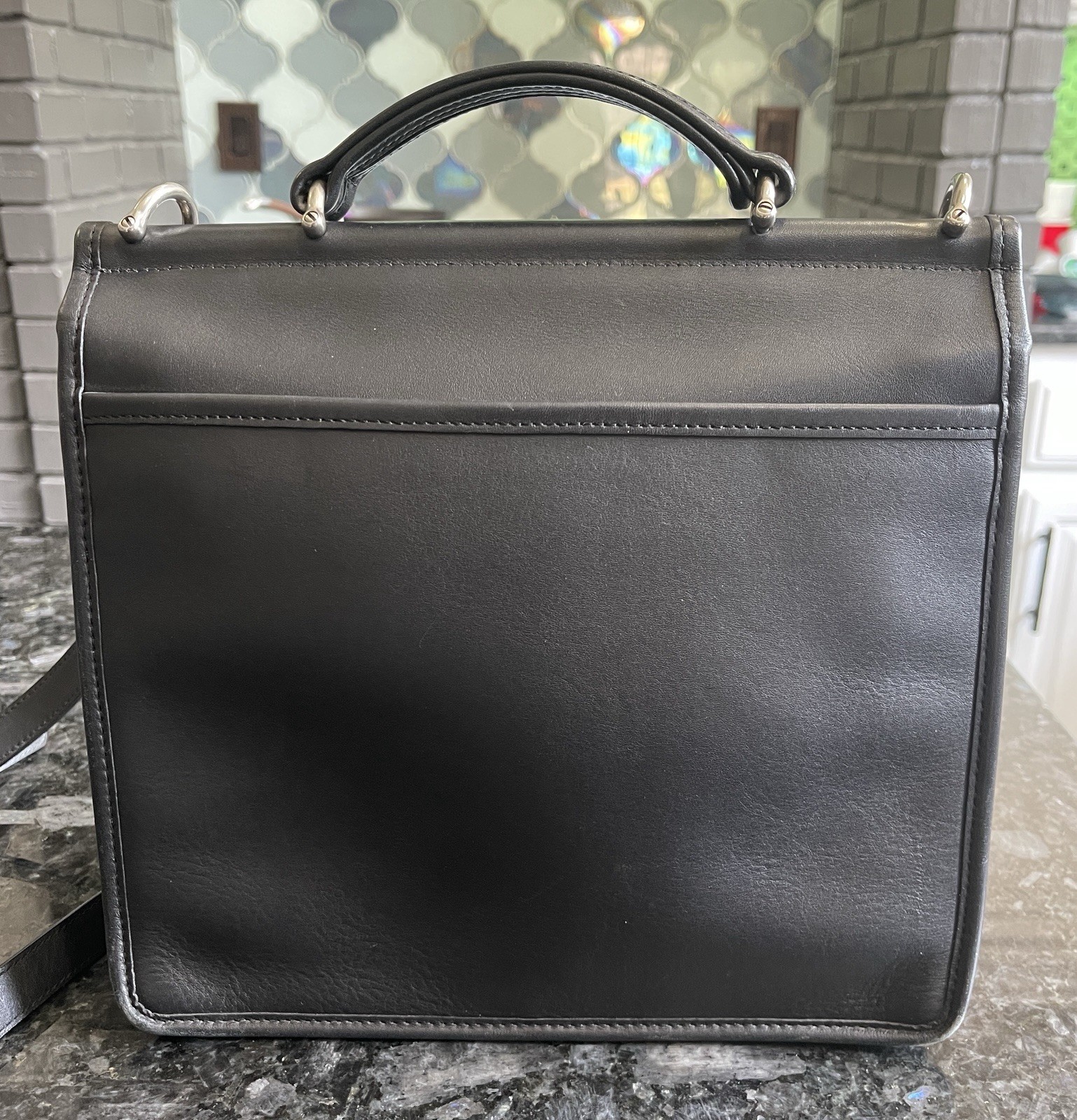 Vtg Coach 9927 Willis Black Leather Crossbody Bag Nickel Hardware Turn Lock 2006