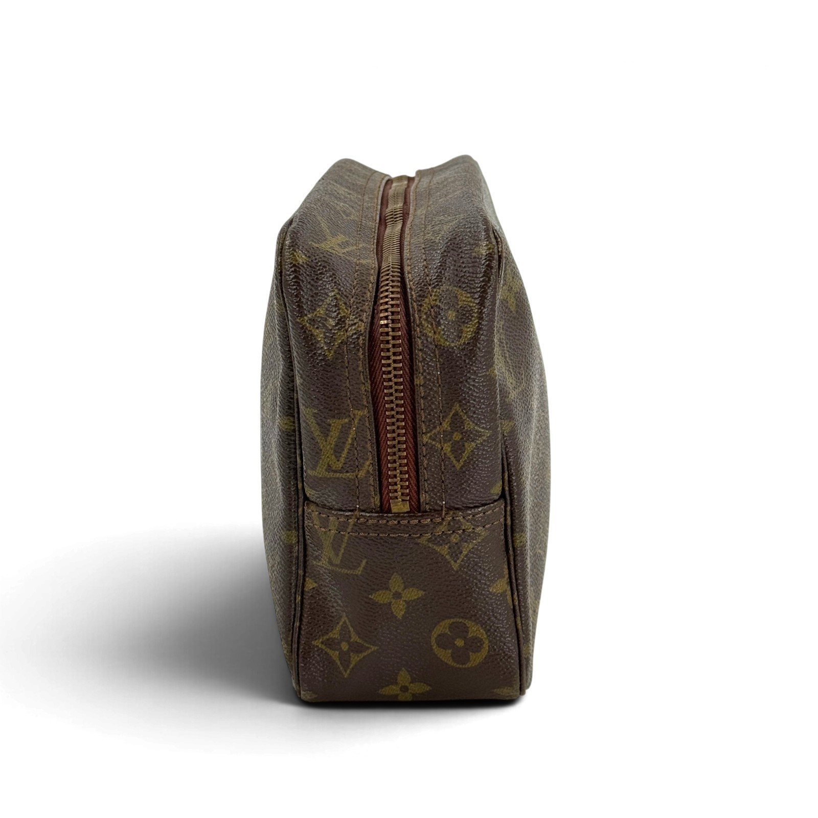 LOUIS VUITTON Trousse Toilette 28 Monogram Canvas Vintage Pouch M47522