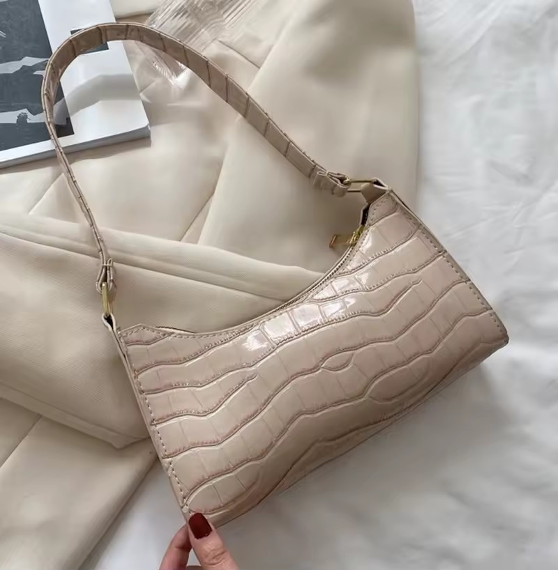 Trending Colors Alligator Pattern Shoulder Underarm PU Leather Handbag Purse