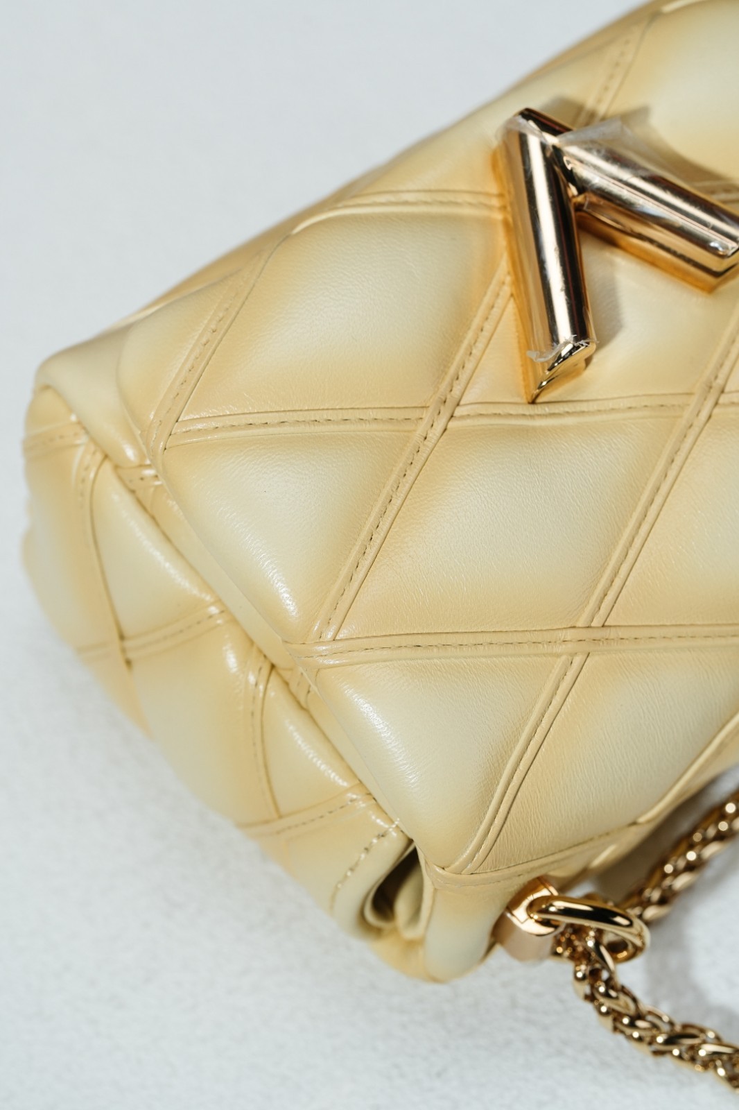 Louis Vuitton Pico GO-14 Chain Shoulder Bag Yellow Women Fashion
