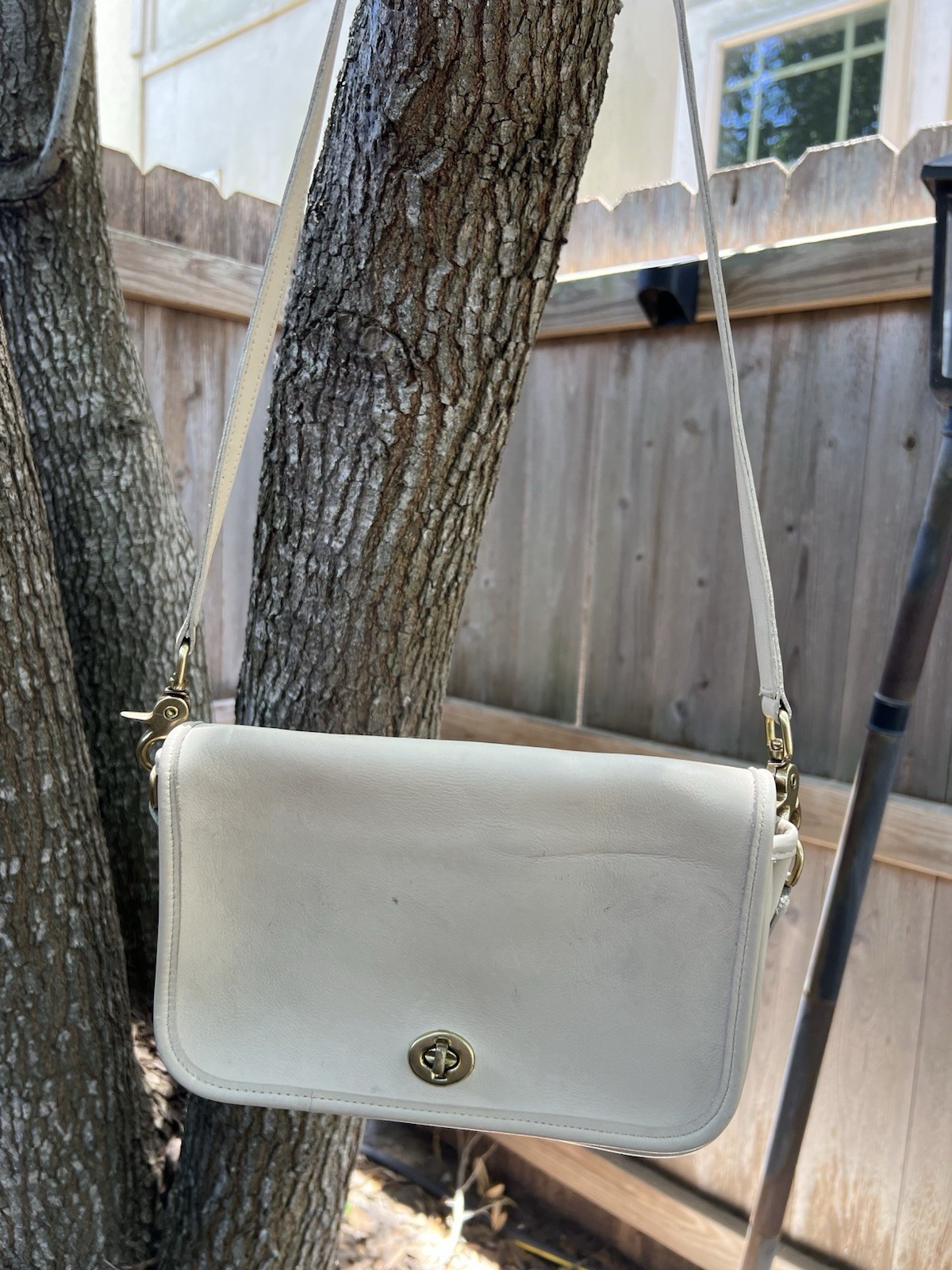 Coach Vtg 90s Penney Pocket Leather Crossbody Clutch Bag Ivory White Bone 9755