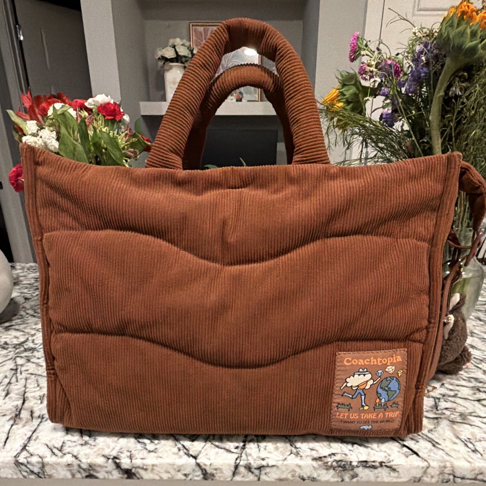 Coach Coachtopia Quilted Tote Bag Zip Closure Detachable Strap Brown Medium