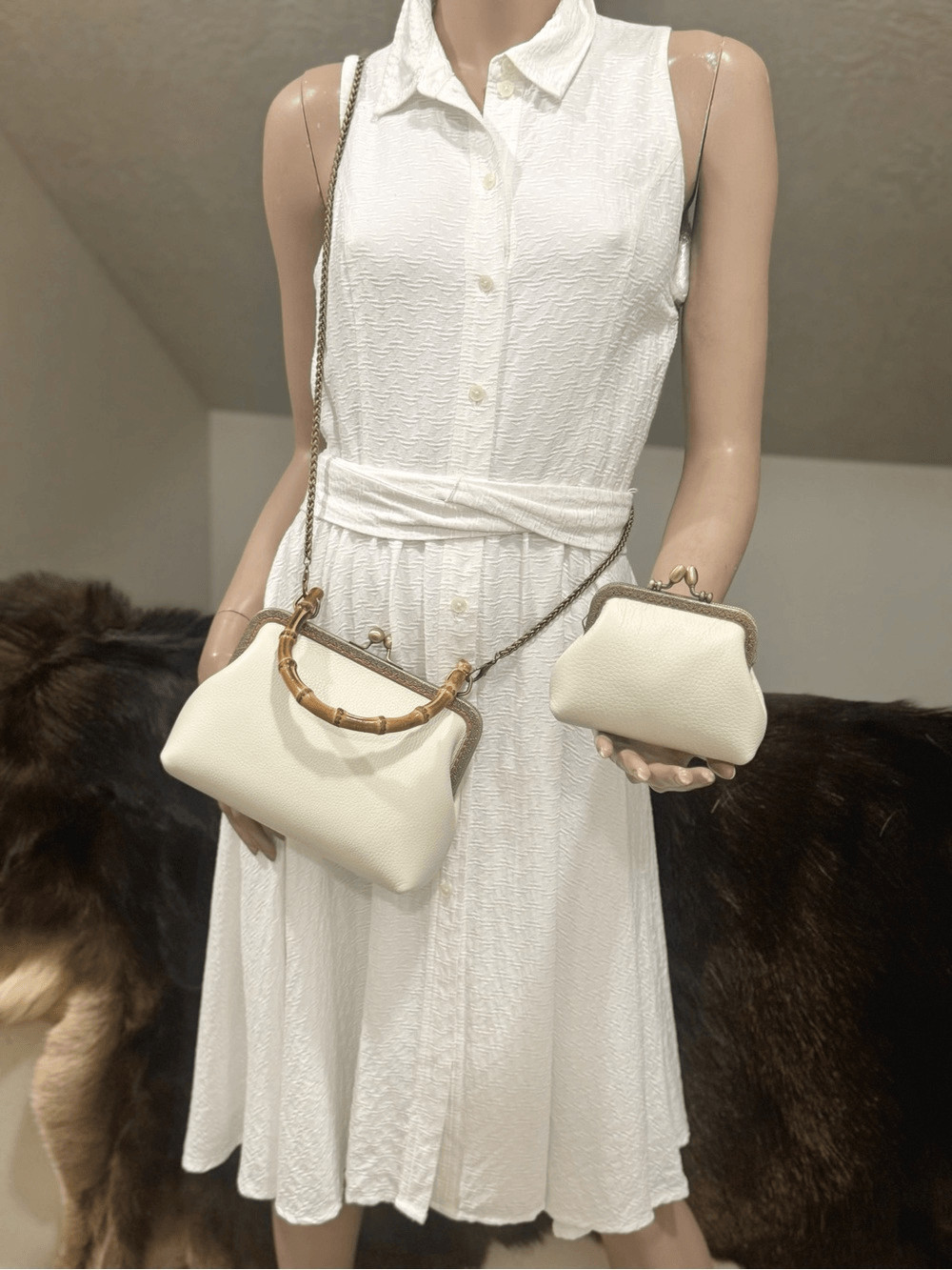 Handsewn Genuine Pebble Leather, Retro Style Kisslock & Bamboo Handle Bag Set