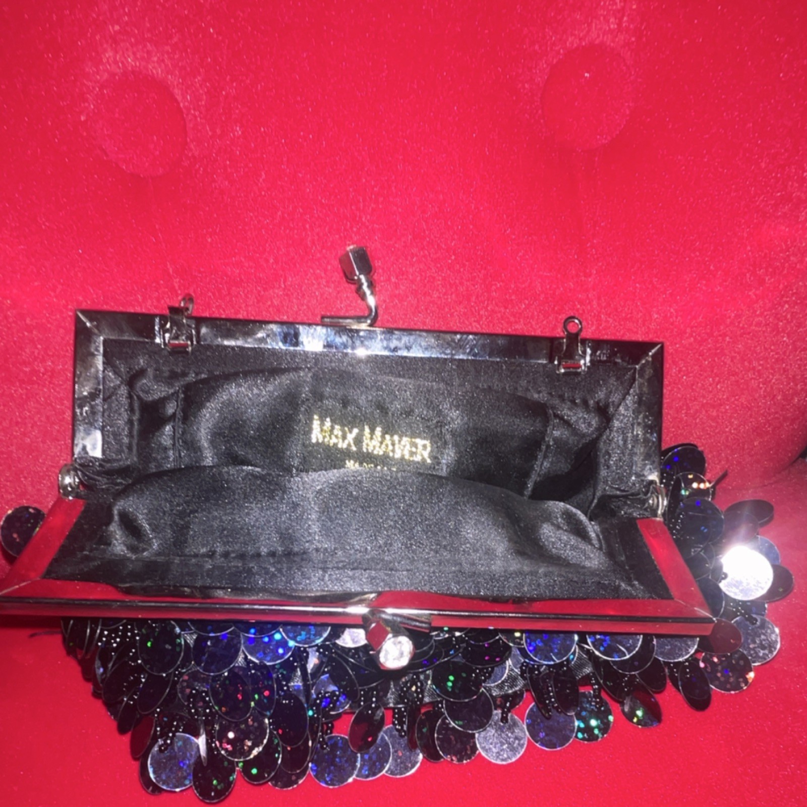 Max Mayer Black Sequin Kiss Lock Clutch Silver Chain Strap Evening Bag Women