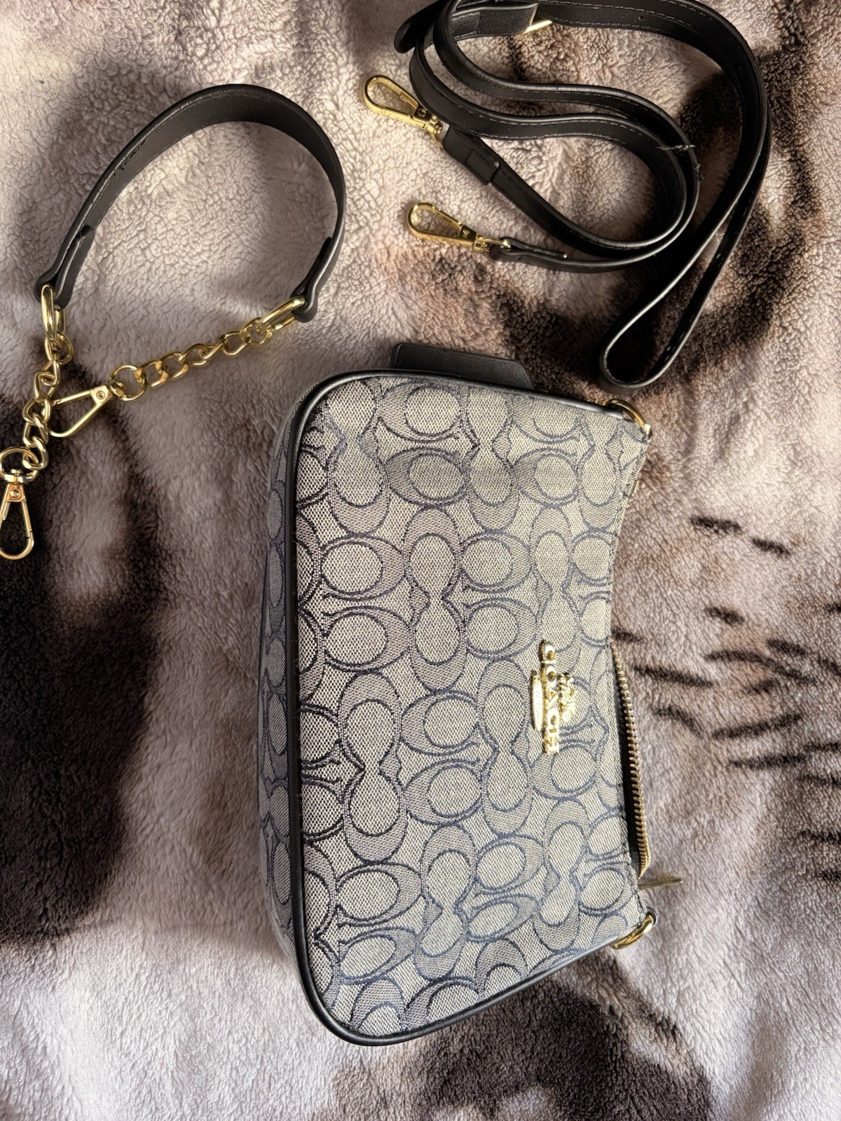 Coach Signature Small Crescent Zip Shoulder Bag Gray Black Gold Detachable Strap