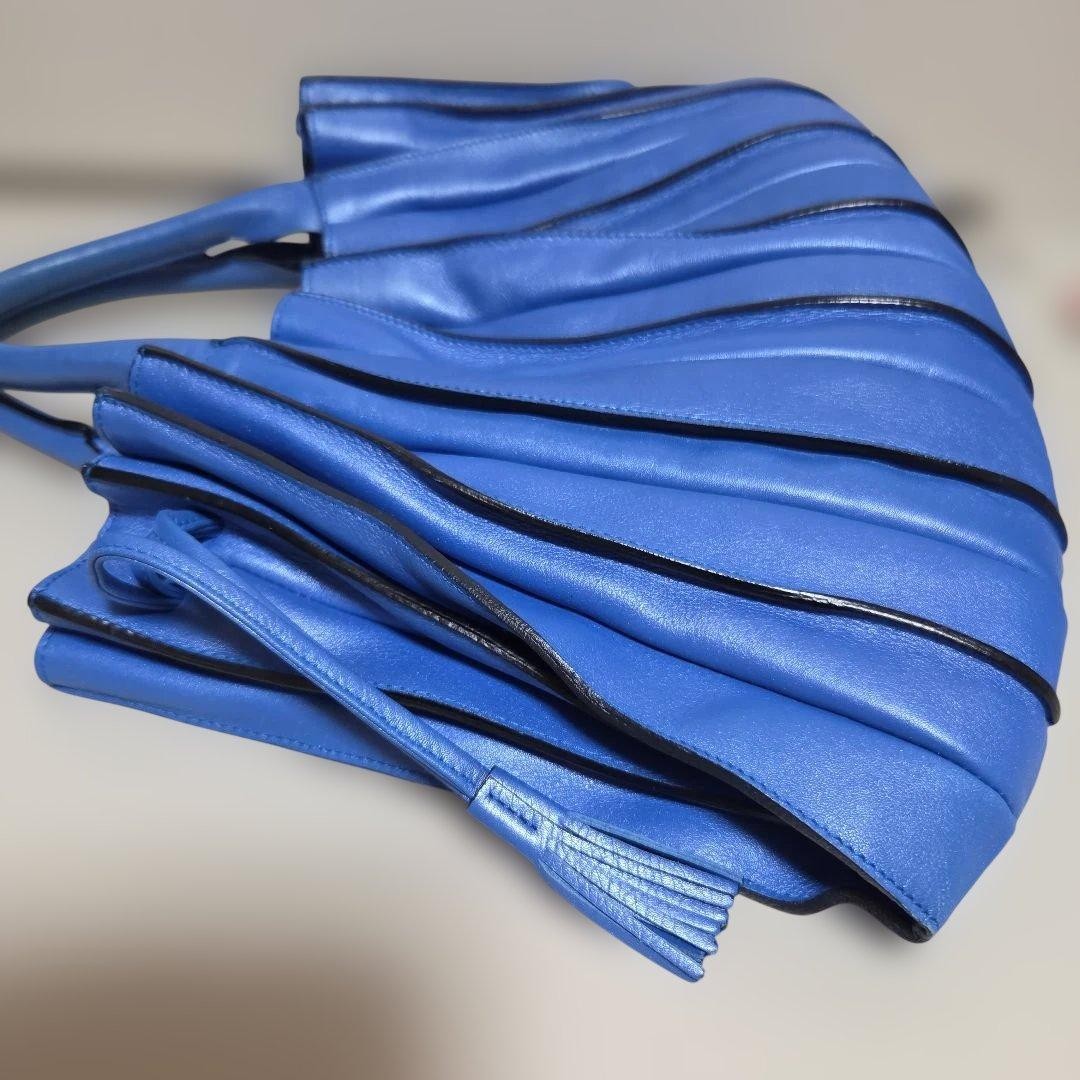 LUPO Barcelona Pleated Handbag Tote Bag Leather Blue Used #3253