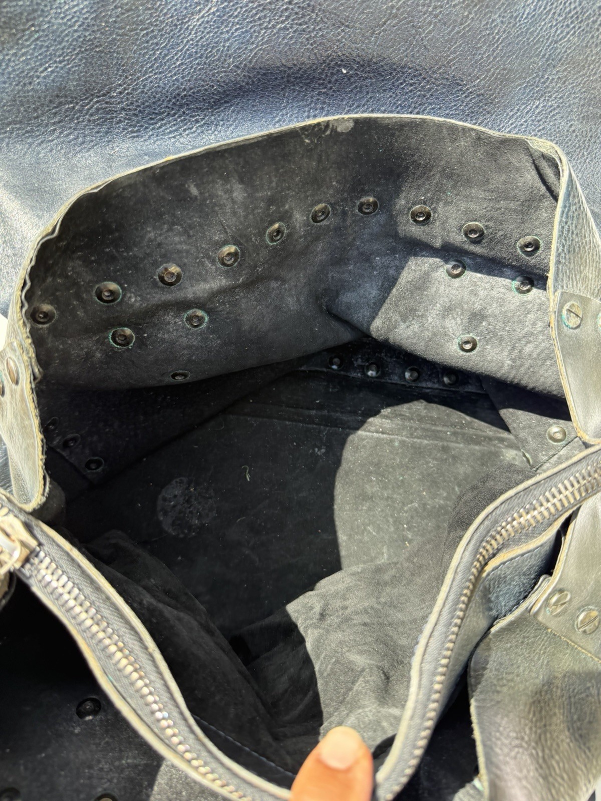 Handmade Avant Garde Riri Hardware Black Leather Studded Goth Top Flat Handbag