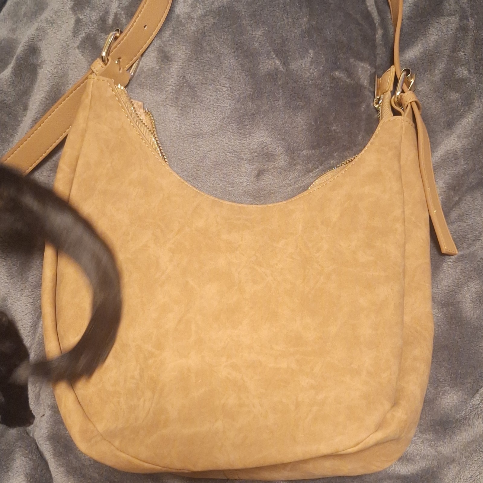 Fourth Studio Tan Medium Shoulder Bag Zip Top Gold Hardware Bag Charm Lined