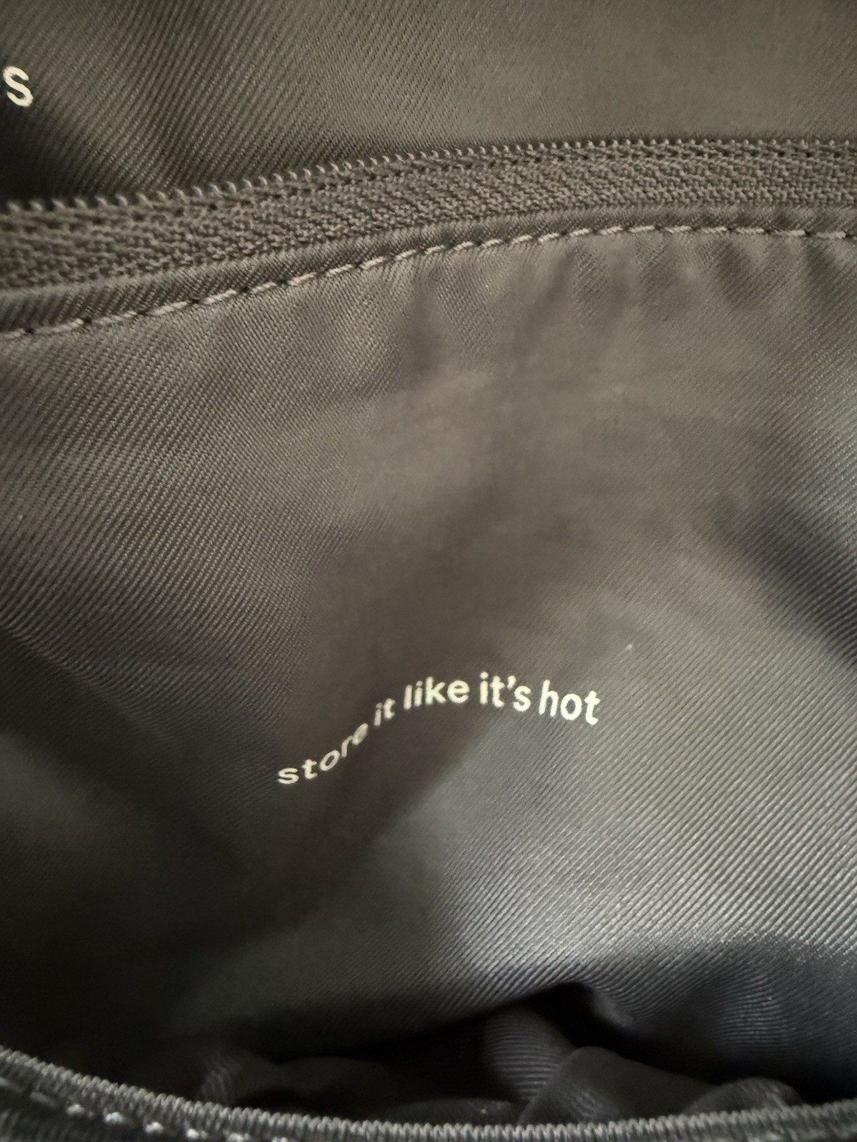 Lululemon Athletica Gray Wool Blend Tote Gym Bag Travel Carryall One Size Flaw