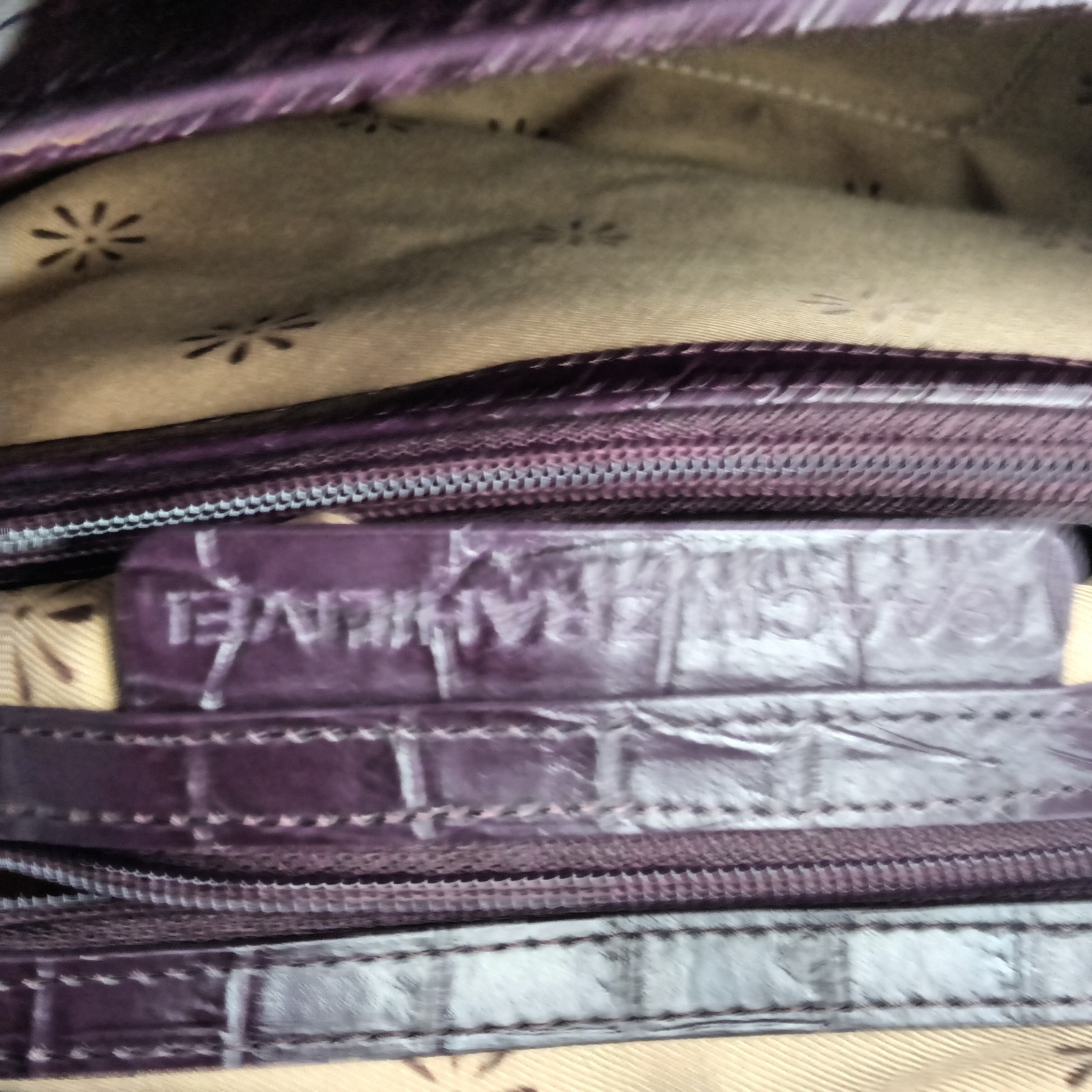 Isaac Mizrahi Live Leather Shoulder Bag Croco Embossed Dark Purple Vintage