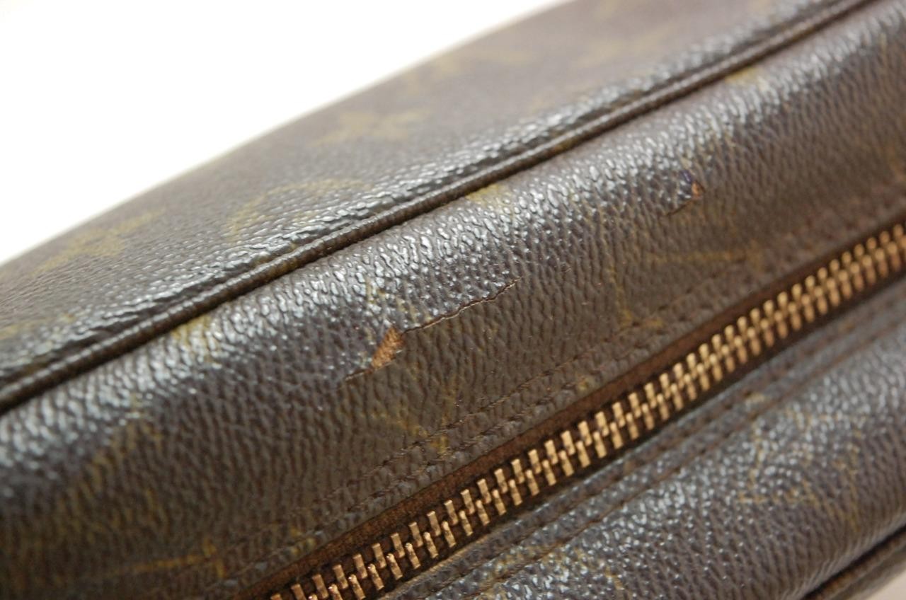 LOUIS VUITTON Monogram Canvas TROUSSE TOILETTE 28 BAG POUCH 832 0612a