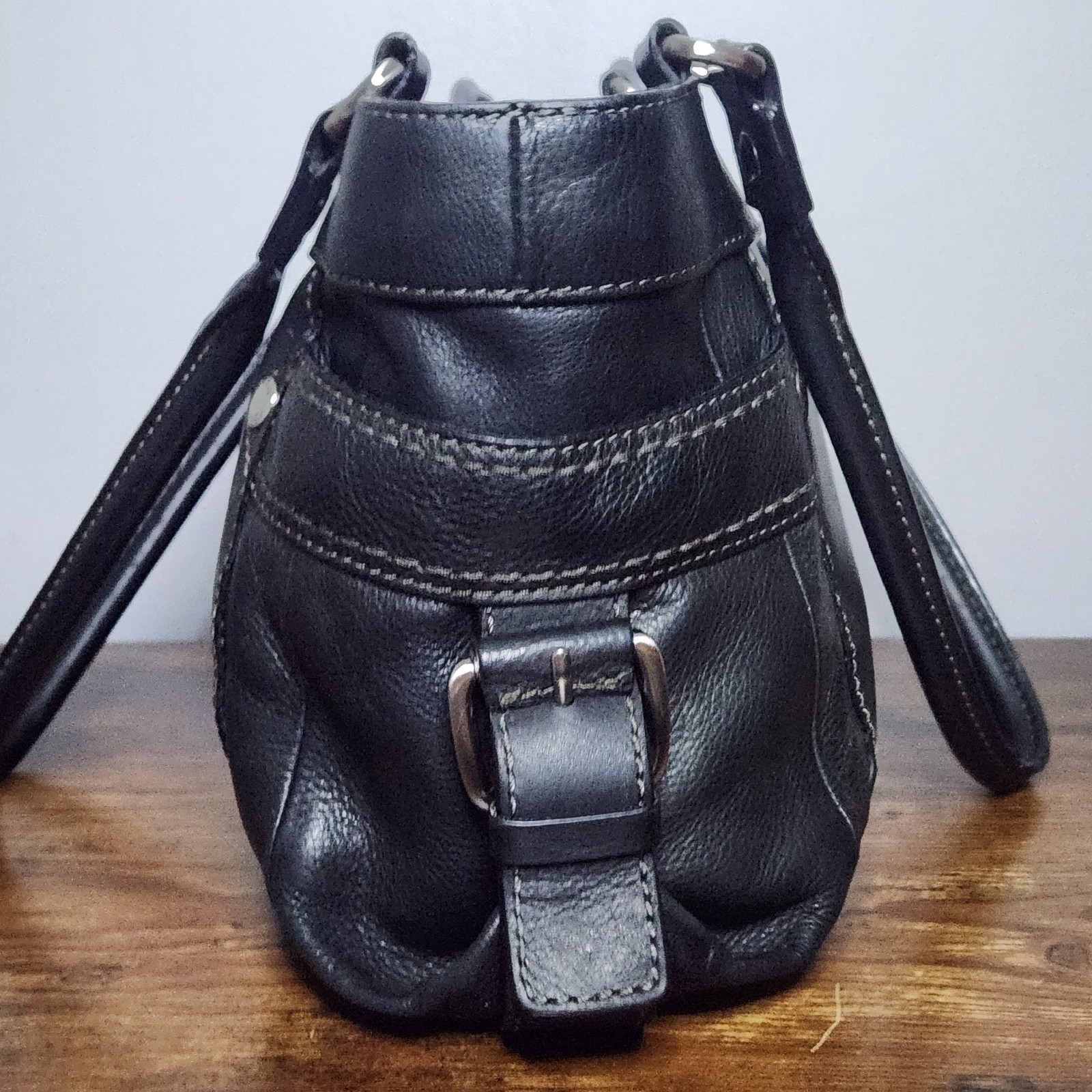 Vintage Fossil Black Leather Multi-Pocket Shoulder Bag Y2K Satchel Top Stitch