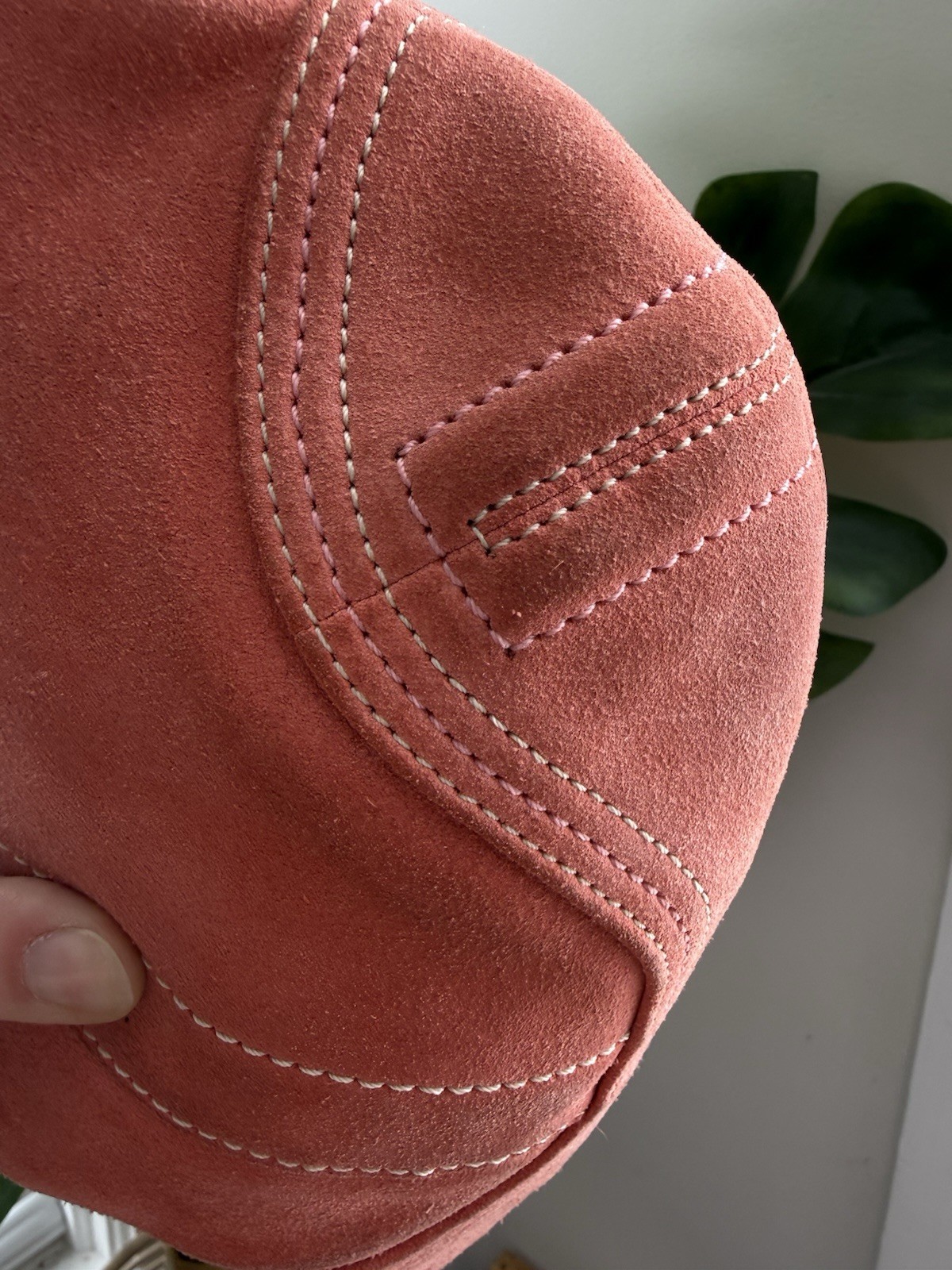 Rare Vintage Y2K Coach Coral Suede Hobo Purse Handbag DO5S – 8A14