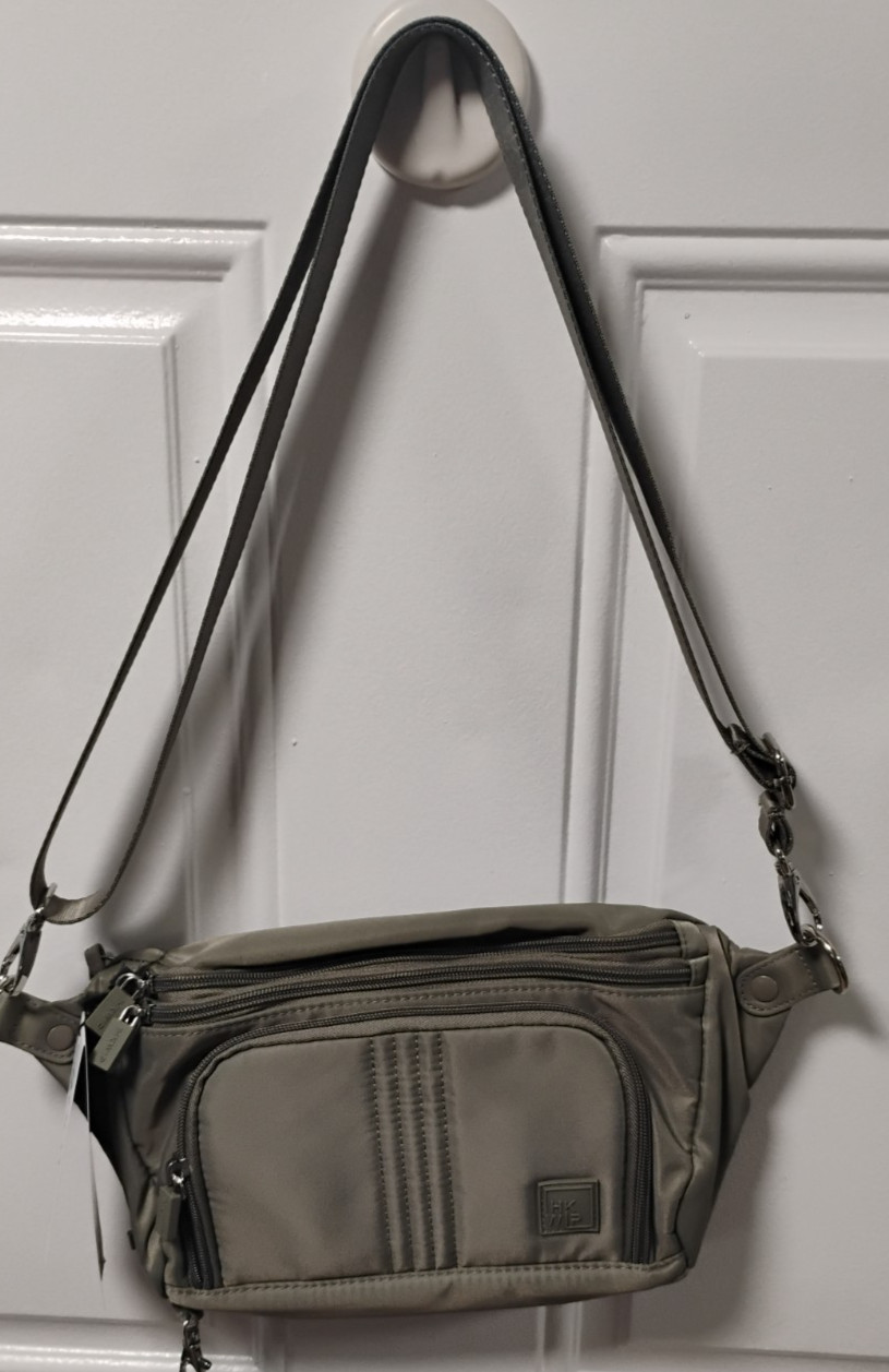 IHKWIP The Class Act Zip Front Crossbody Army Sage NWT A700615