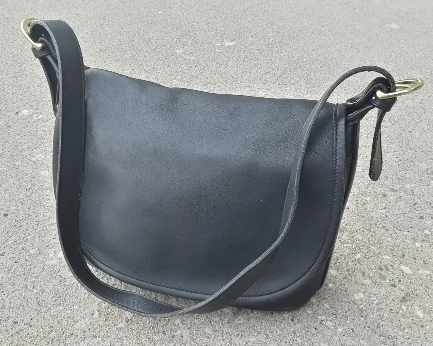 Vintage Coach Fletcher Black Leather 4150 Flap Purse Shoulder Bag 90s Y2K