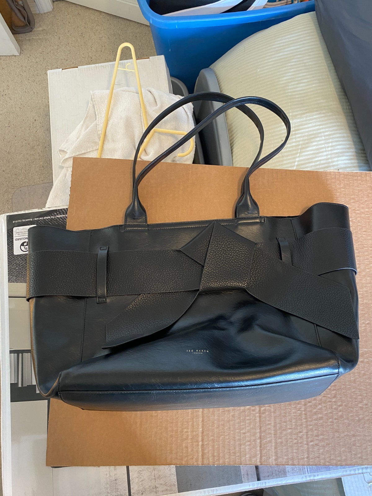 Pre-owned Ted Baker 100% polyurethane black bag made in China