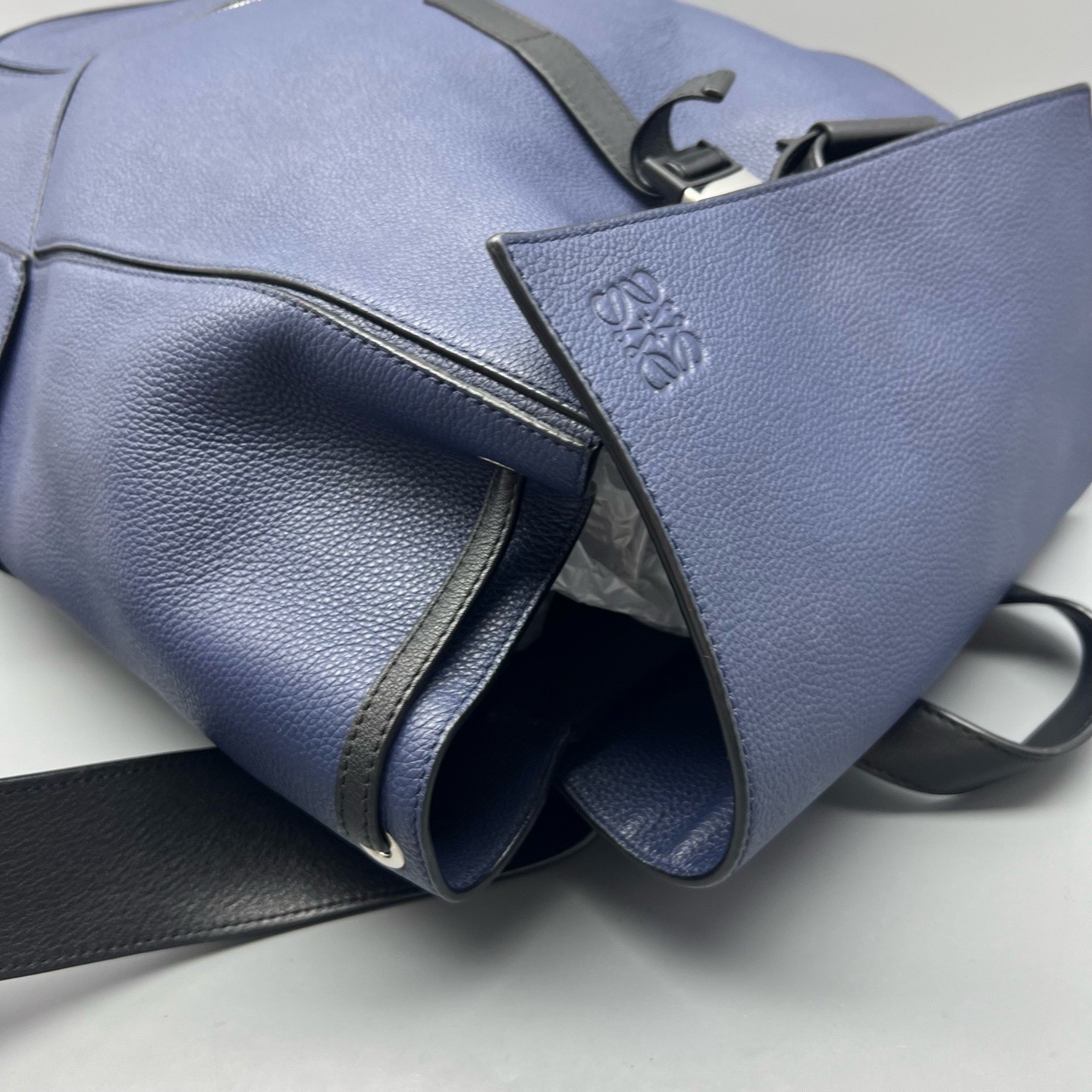 Loewe Pre-Owned Authentic Backpack Blue 32*44*16cm Free Tracked Shipping