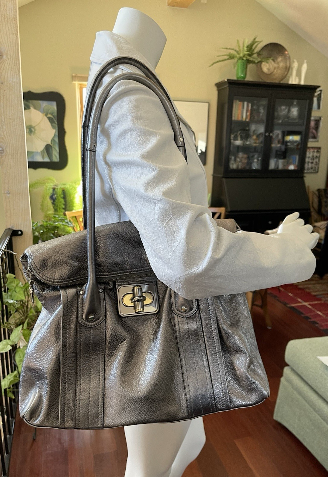 B MAKOWSKY Silver Leather Folding Handbag Purse Satchel Big Travel Tote 16 x 12