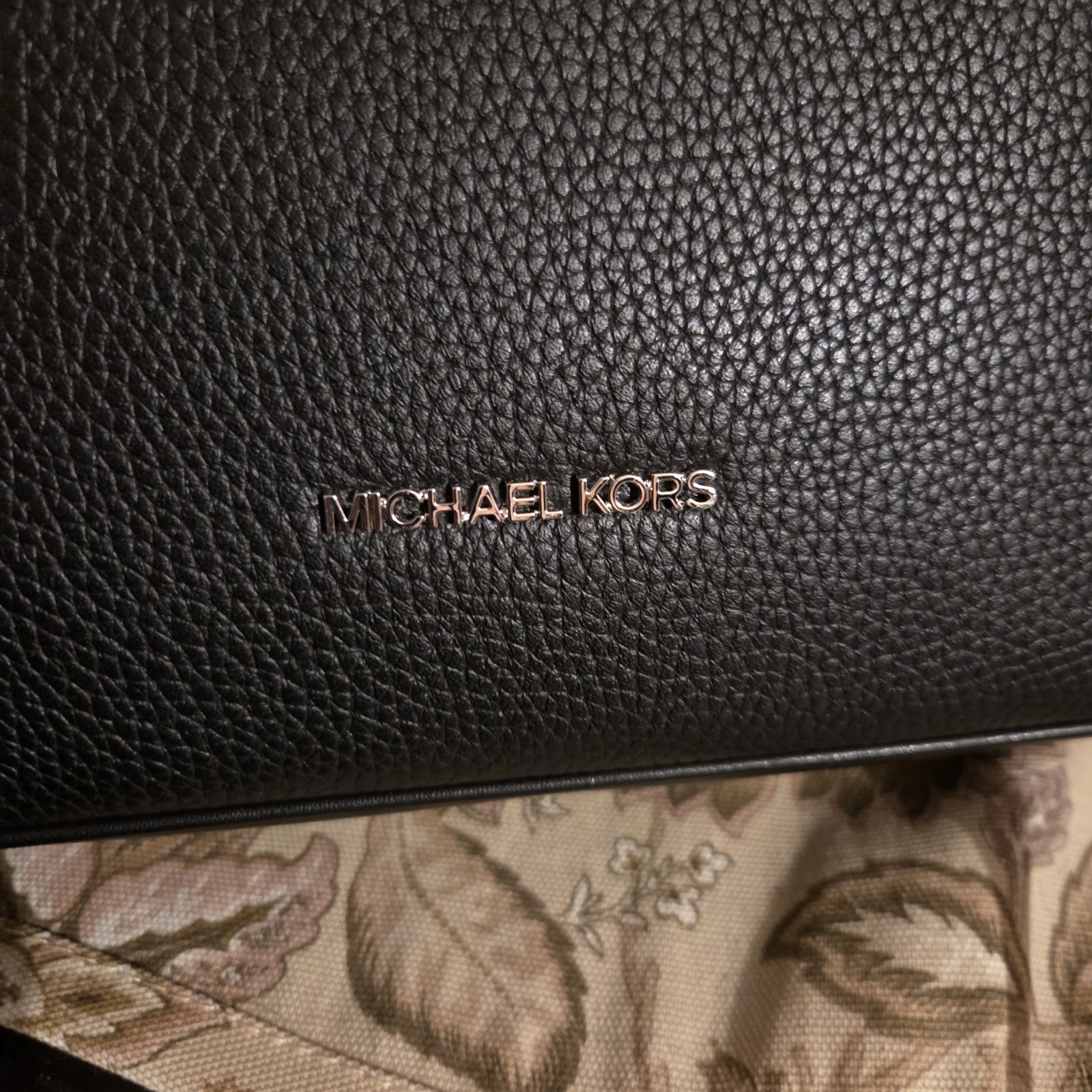 Michael Kors Nayla, NWT, Black Pebbled Messenger Bag, Adjust Strap, Silver HW