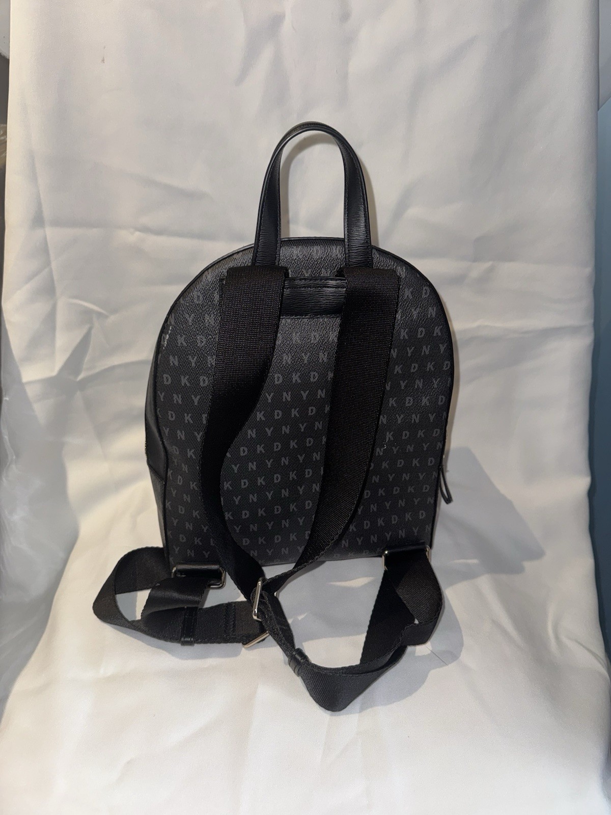 DKNY Women’s Medium Black/Gray Logo Backpack Gold Hardware Front Zip Pocket