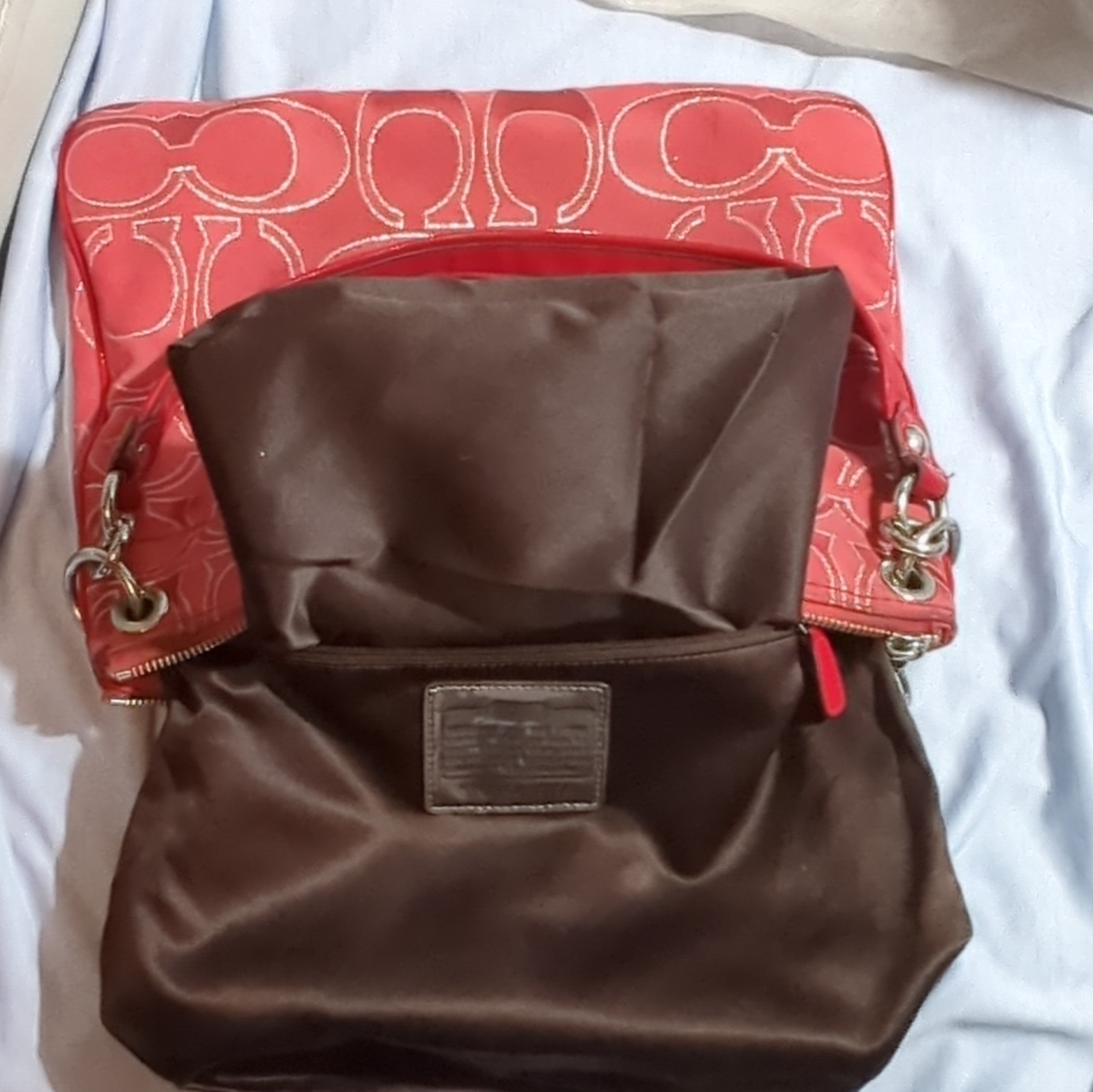 Coach Poppy Pink Signature Logo Medium Shoulder Bag Zip. Doesn’t W Come Dust Bag
