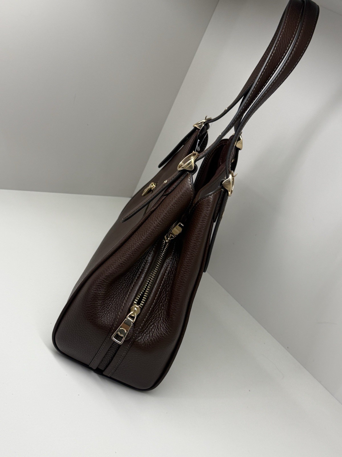 Coach Erin Shoulder Bag In pebble Leather In Gold/Maple CAQ86 NWT