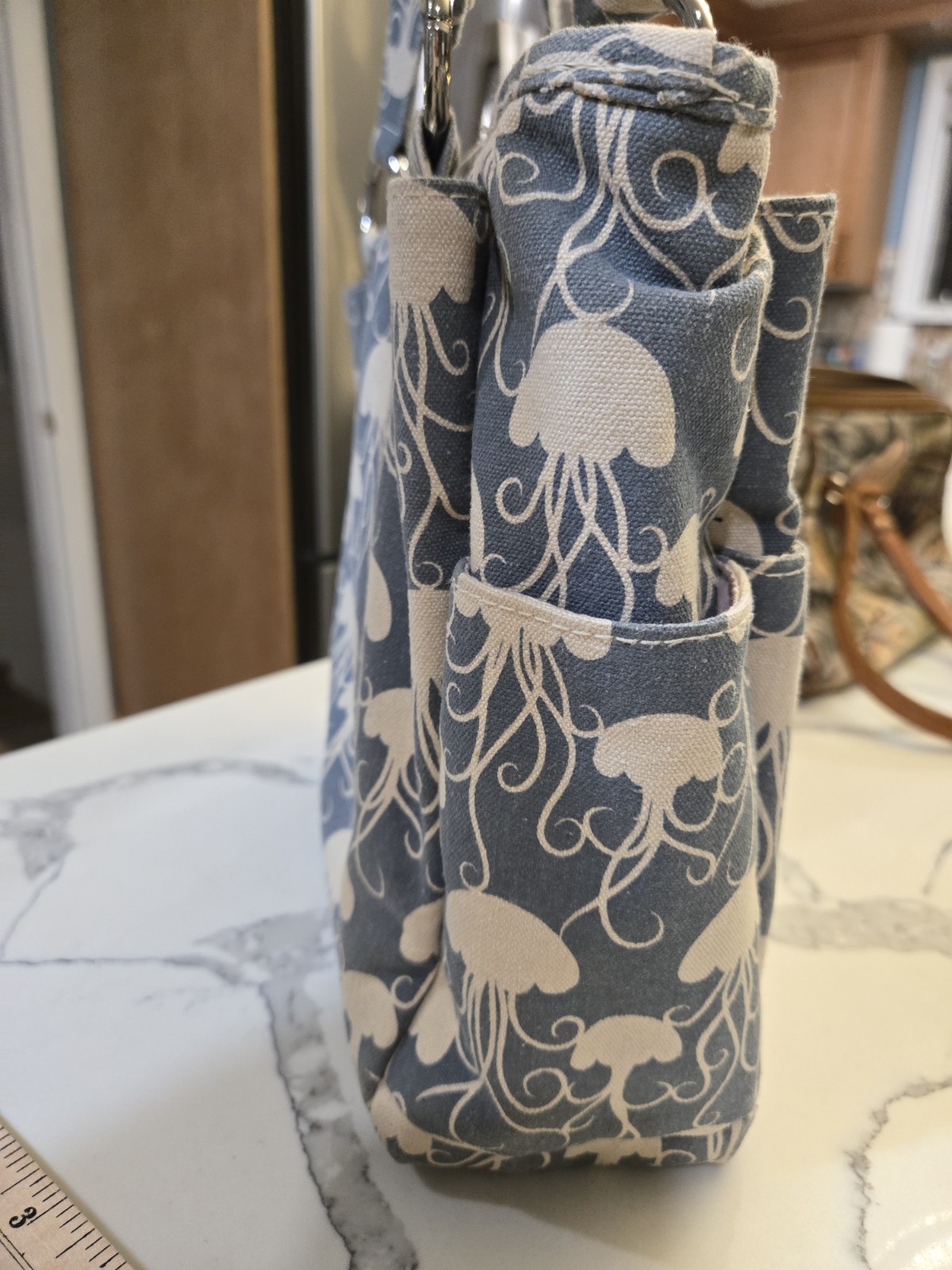 Bungalow360 tote bag W/ Wallet blue canvas cream Jelly Fish