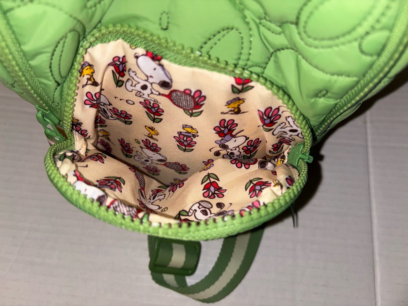 Vera Bradley Lorman Sling Backpack Peanuts Fluorite Green Snoopy Country Club