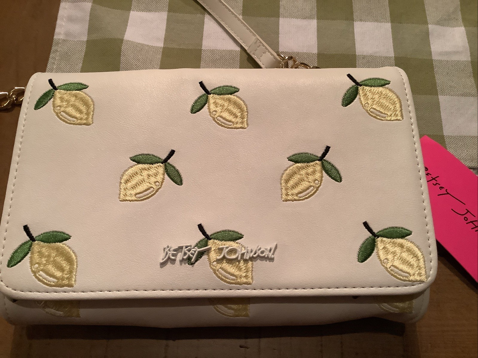 BETSY JOHNSON-XOSYB-L- LEMON CROSSBODY- NEW WITH TAGS