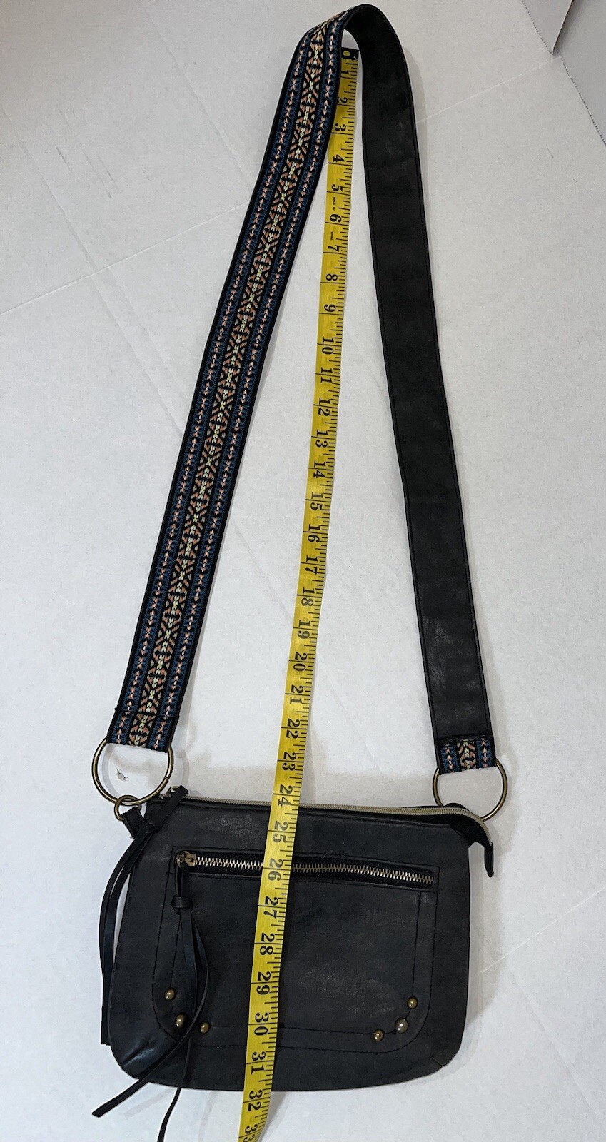 Crossbody Purse For All Your Needs!•No Name Brand•Really Cute And Lots Of Room•