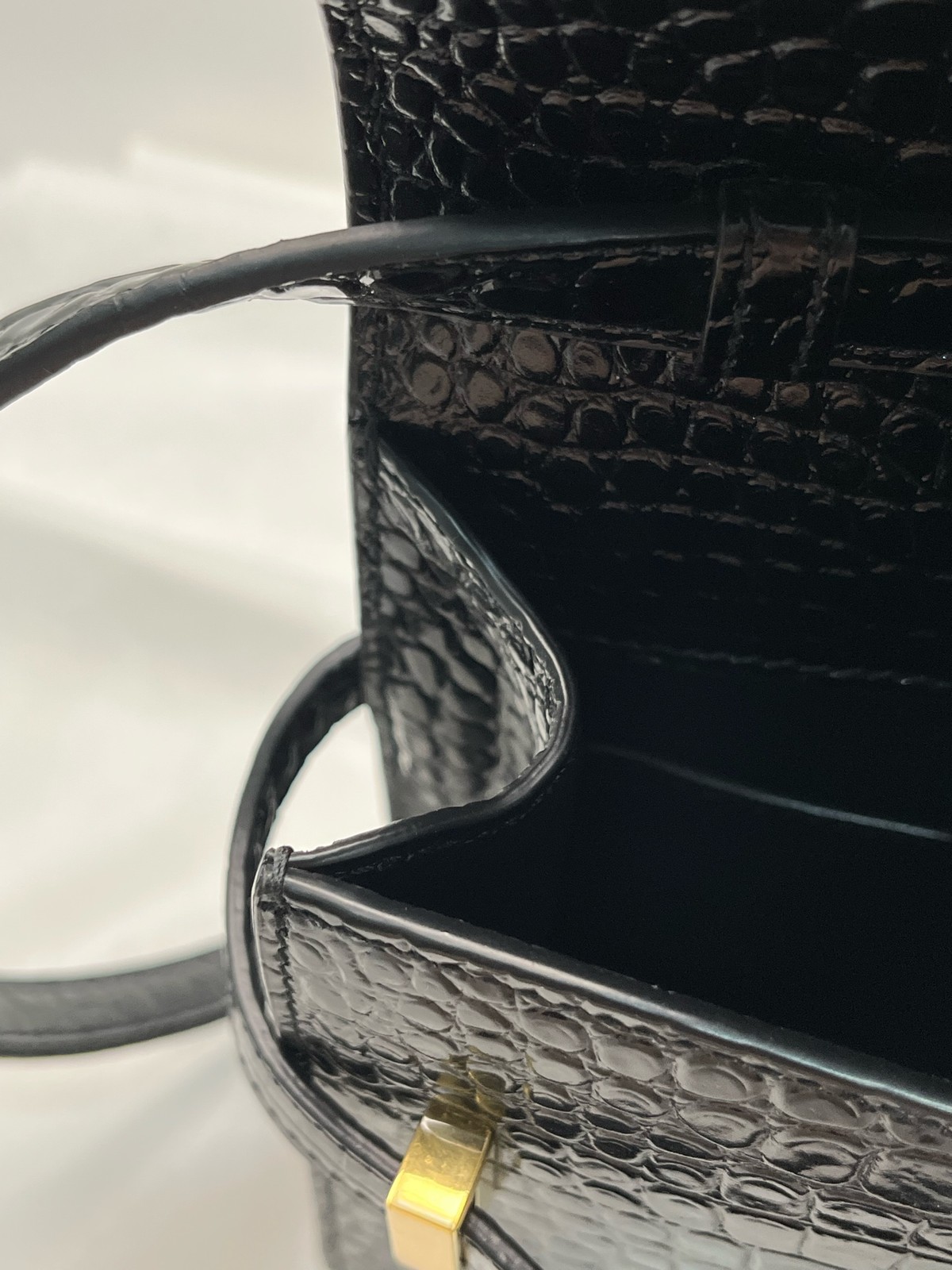 Saint Laurent Manhattan Small Black Croc Embossed Leather Crossbody Bag US Ship