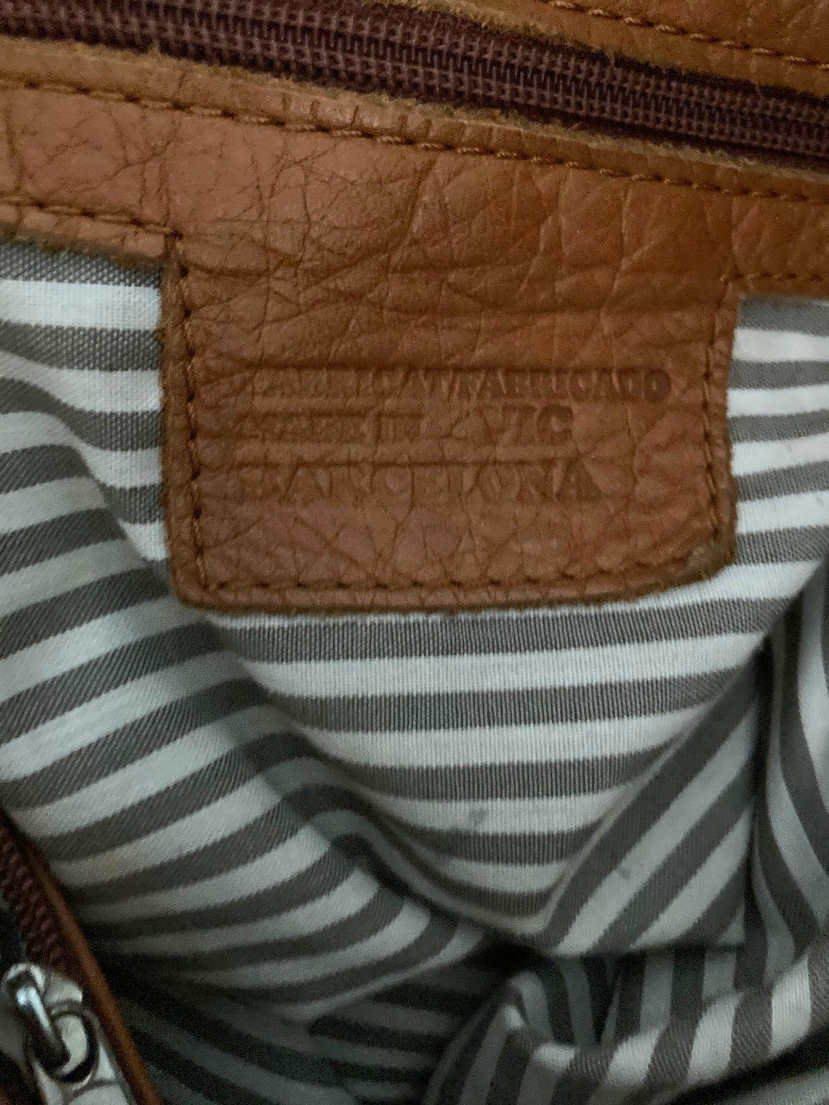 Vintage Artisan Leather Handbag – Made in Vic, Barcelona
