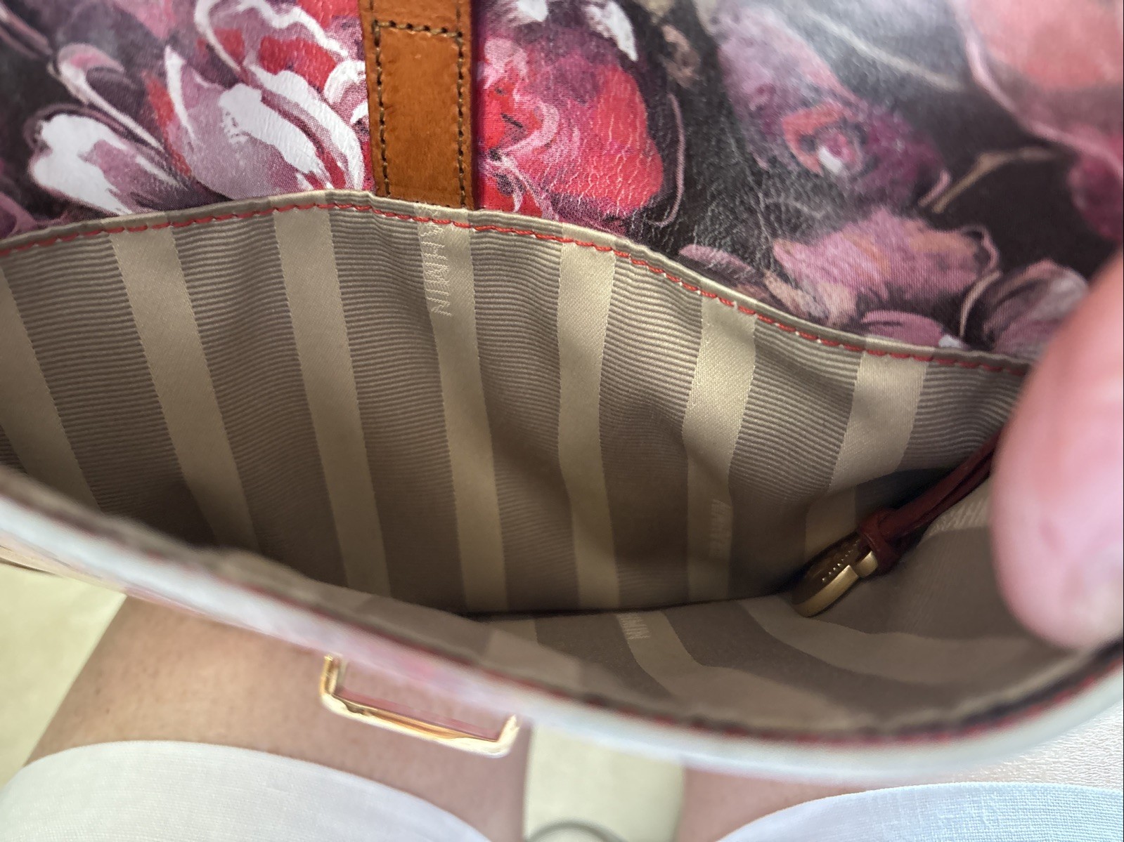 Brahmin Leather Crossbody Bag – Multi Flower Color Pattern – Great for Summer!