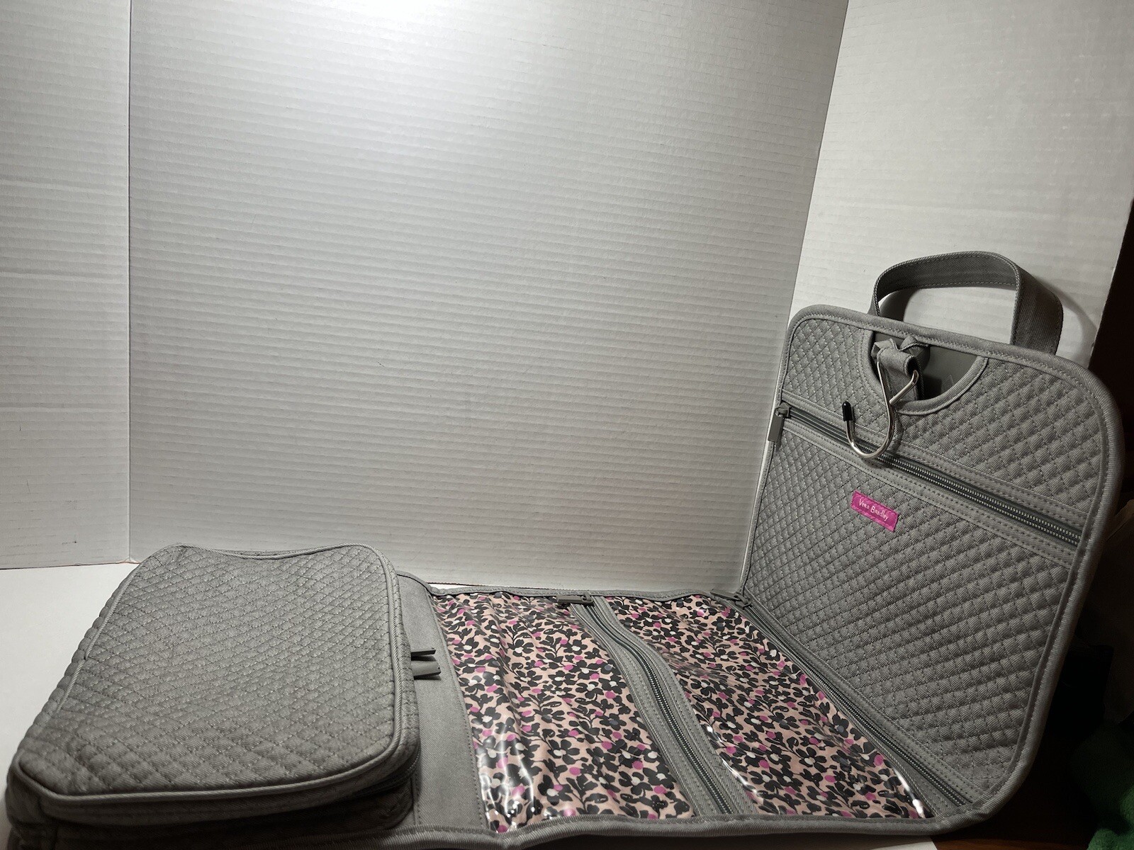 NWT VERA BRADLEY Iconic Hanging Travel Organizer 24074-M12/Denim Gray MSRP $80